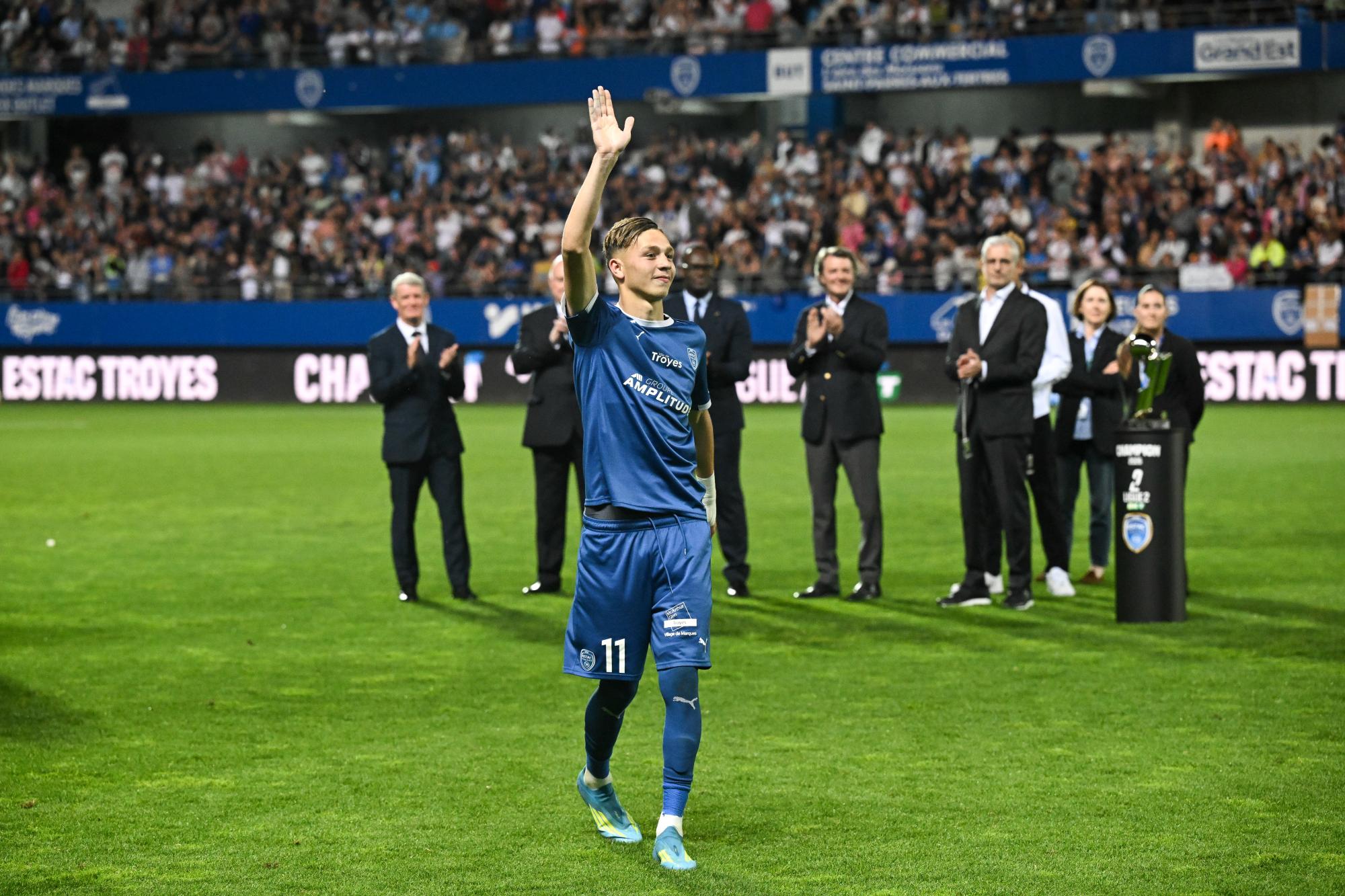 Premier League : L'ailier gauche français, Mathys Detourbet, quitte l'ESTAC Troyes pour Manchester City