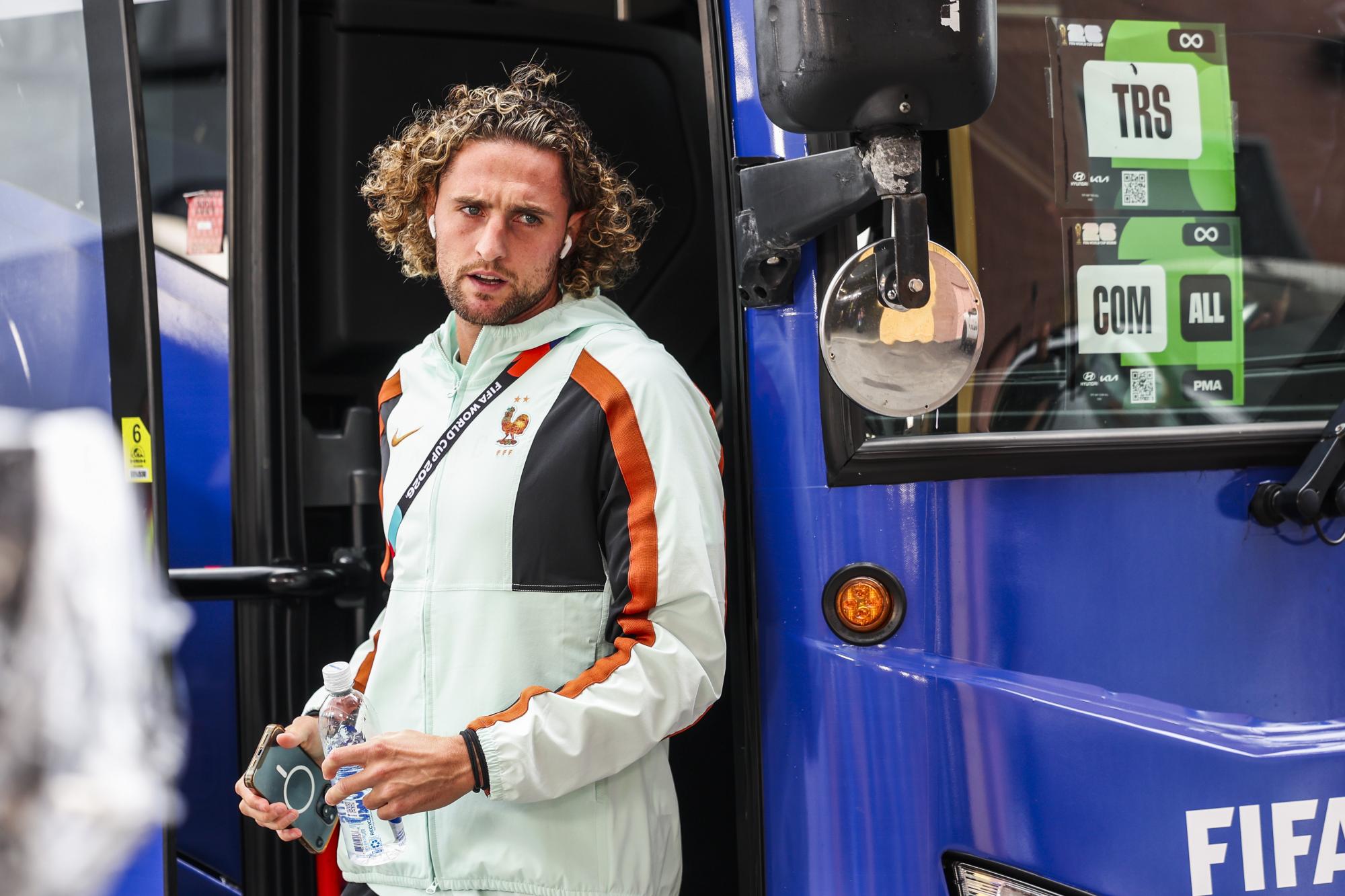 Adrien Rabiot parle encore de la pelouse du MetLife Stadium