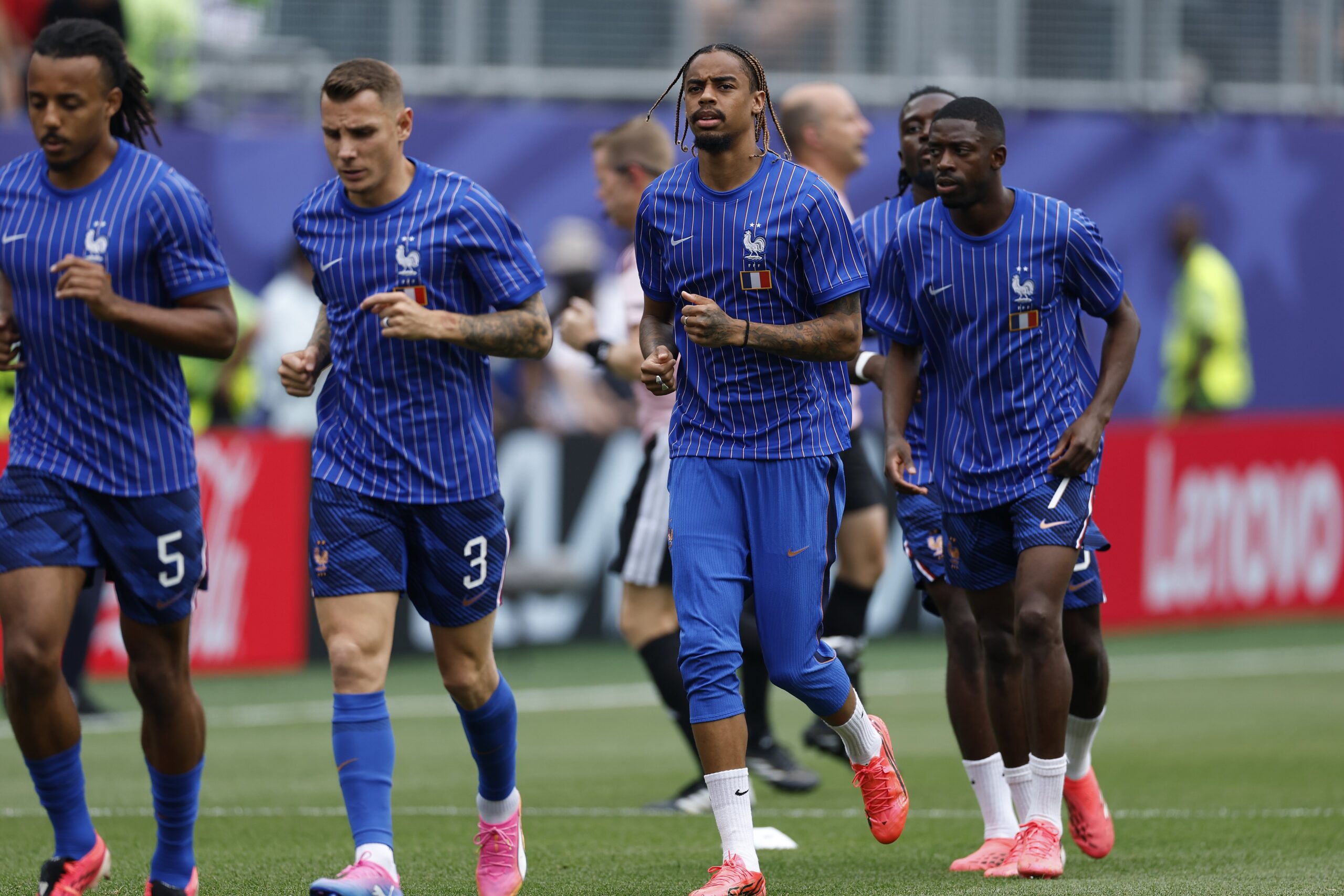 Coupe du monde 2026 : la composition de l'équipe de France pour défier la Suède en seizièmes, avec Lucas Digne et Bradley Barcola