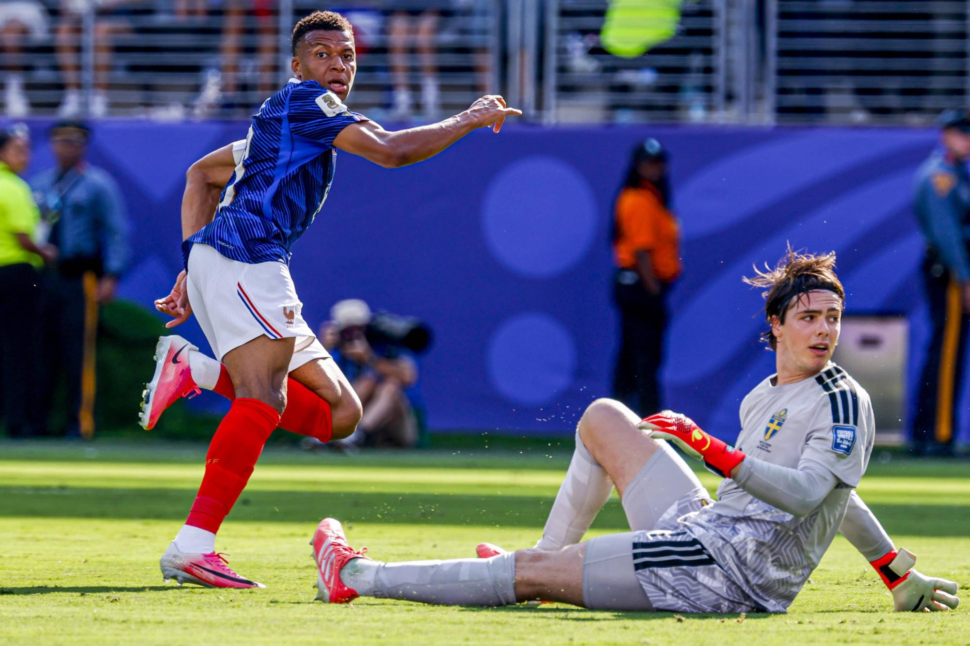 Coupe du monde 2026 : l'équipe de France devant la Suède à la pause