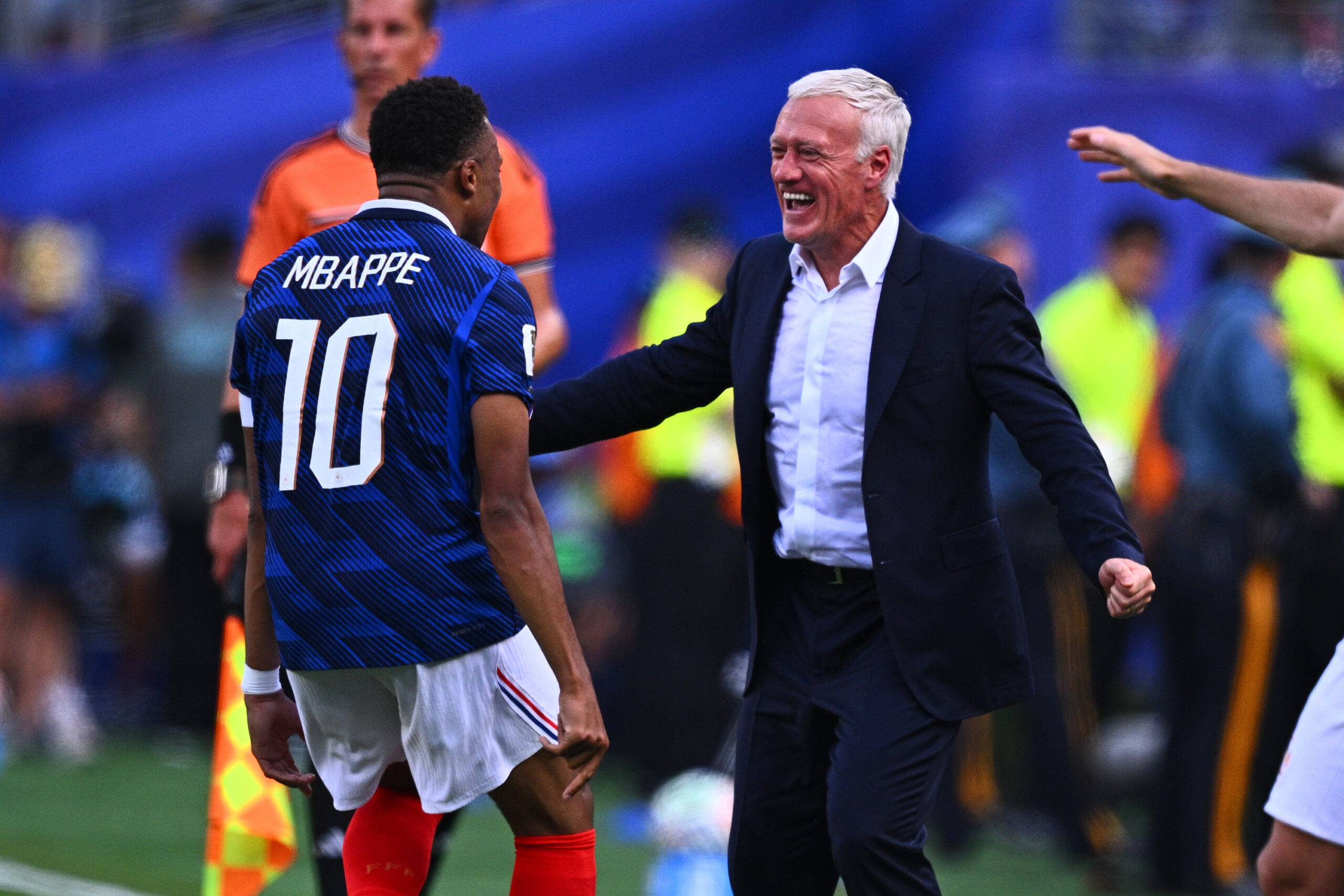 France-Suède en Coupe du monde : Didier Deschamps, léger comme l'air avec ses Bleus