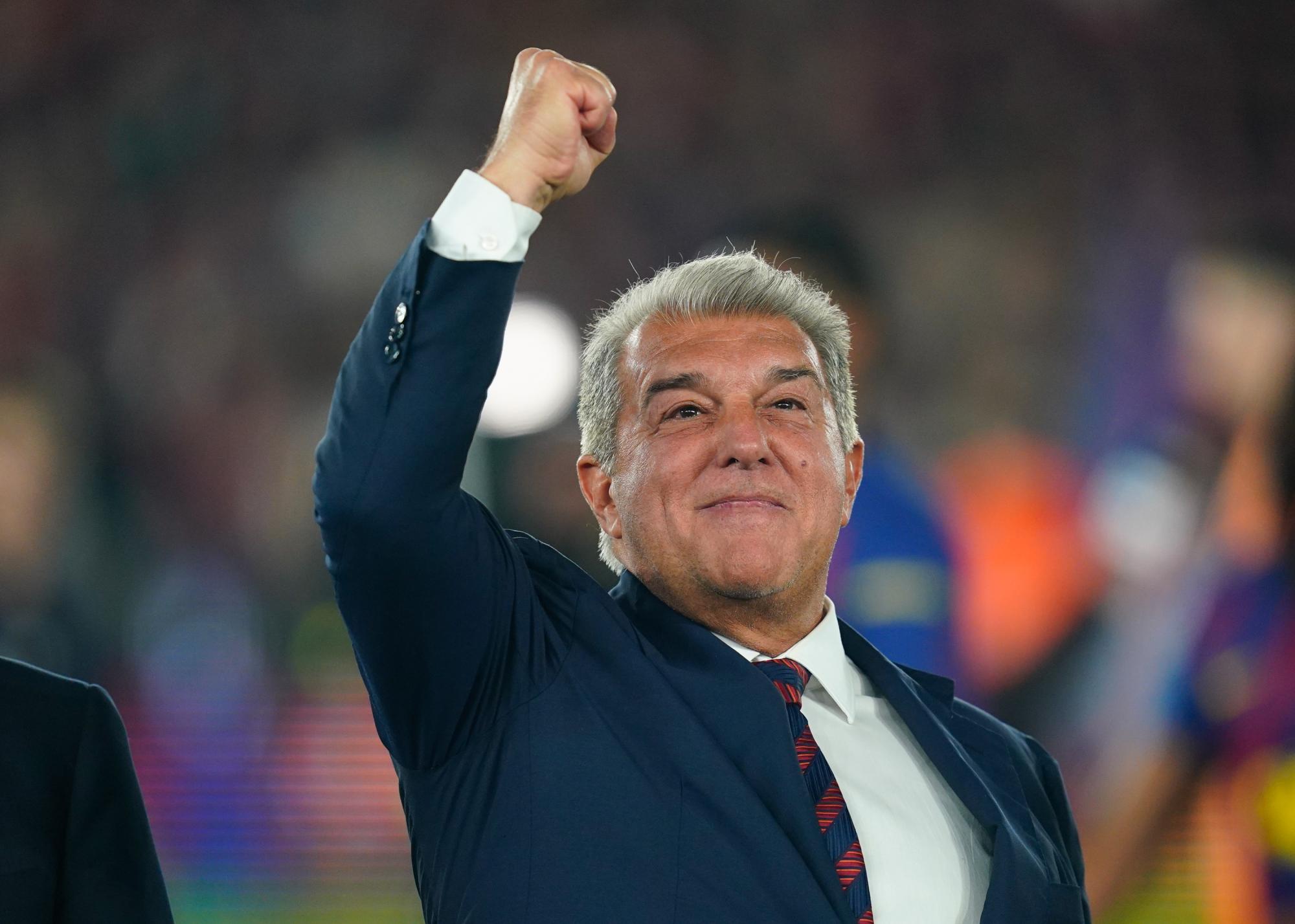 Joan Laporta remet une pièce dans le jukebox dans le dossier Julian Álvarez