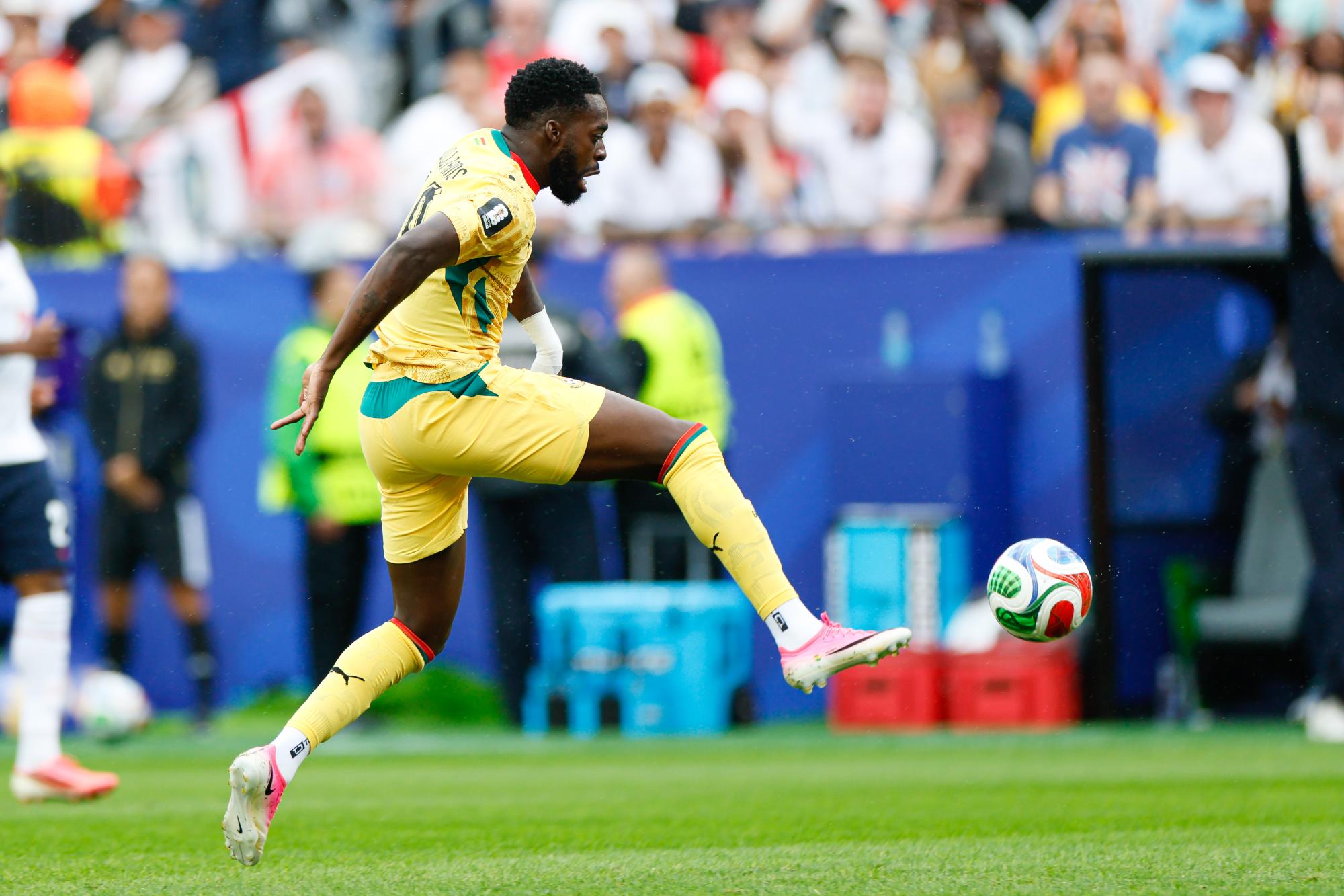 Mondial 2026 : Néstor Lorenzo change ses deux pistons, Inaki Williams retrouve le onze de départ des Black Stars... Les compositions de Colombie-Ghana sont tombées