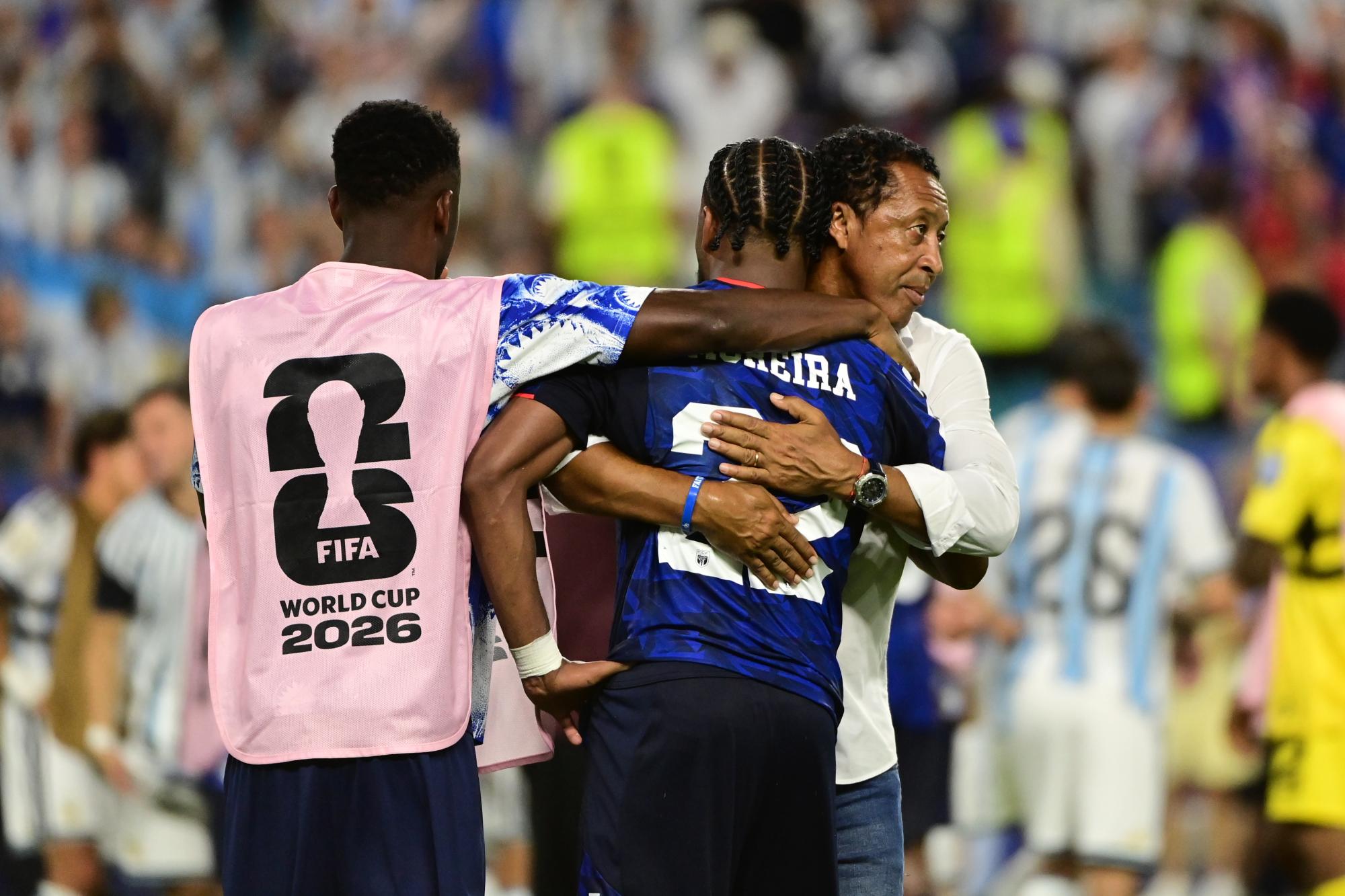 Mondial 2026 : « Ce match rend digne notre pays », assure le sélectionneur du Cap-Vert Pedro Leitao Brito après l'élimination en prolongation contre l'Argentine