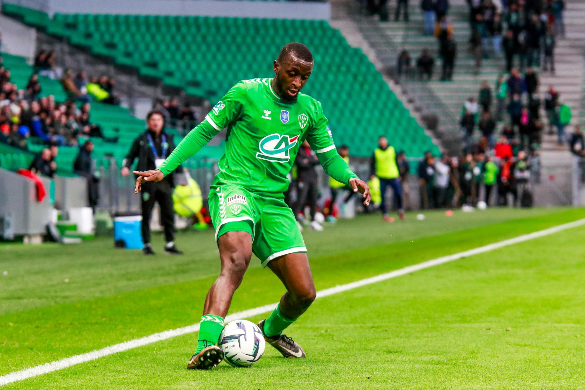 L'ancien de Saint-Étienne Bryan Nokoue signe à Avranches après son stage à l'UNFP FC
