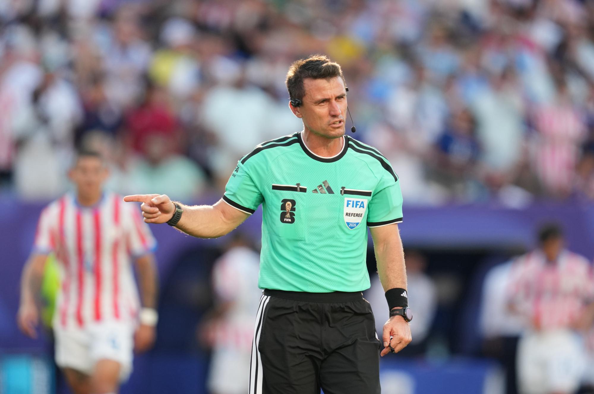 Mondial 2026 : Tony Chapron qualifie Ilgiz Tantashev, arbitre de Paraguay-France « d'arbitre de district »