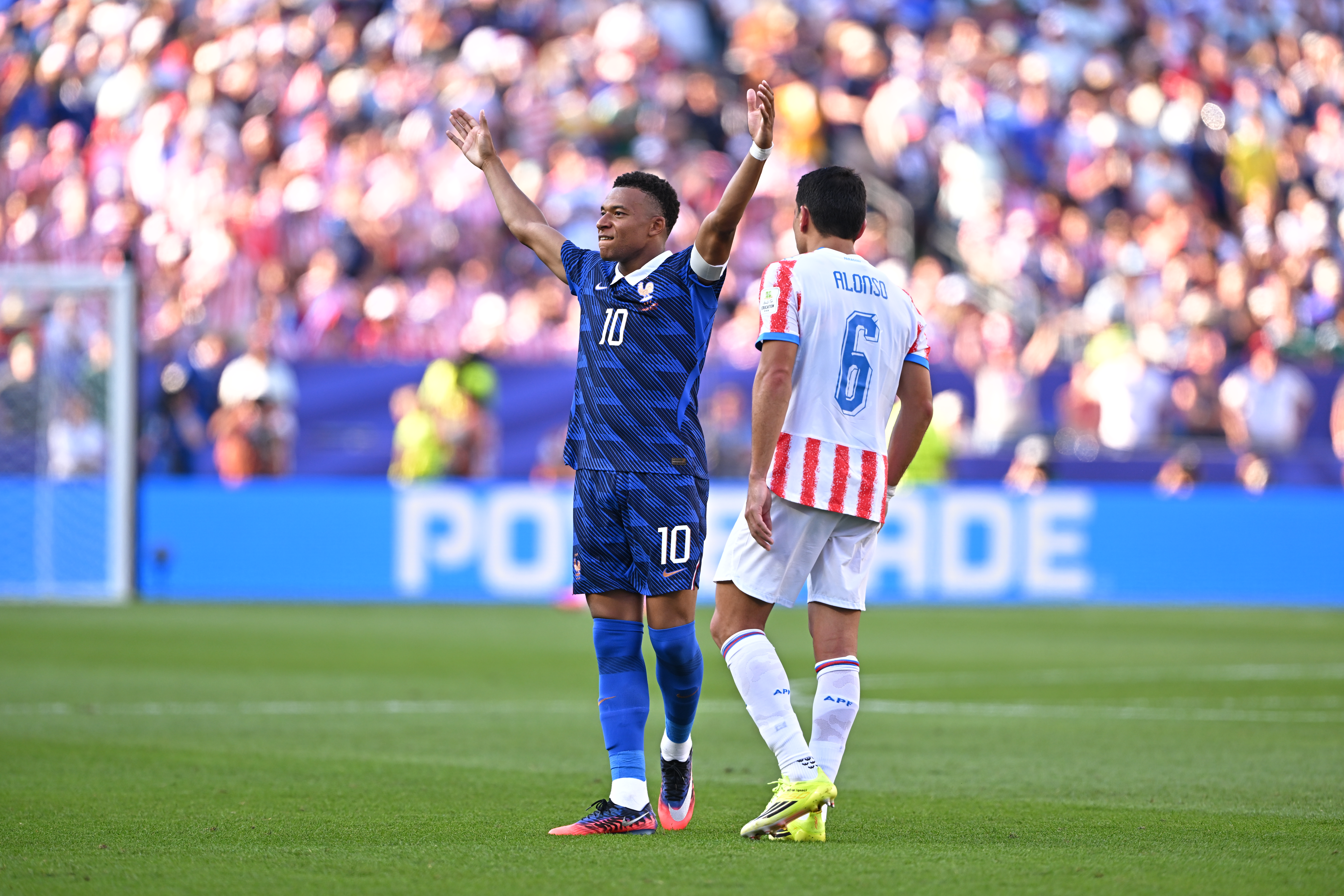 Mondial 2026 - Paraguay-France : Le gouvernement paraguayen se désolidarise de sa sénatrice après les insultes racistes contre Kylian Mbappé
