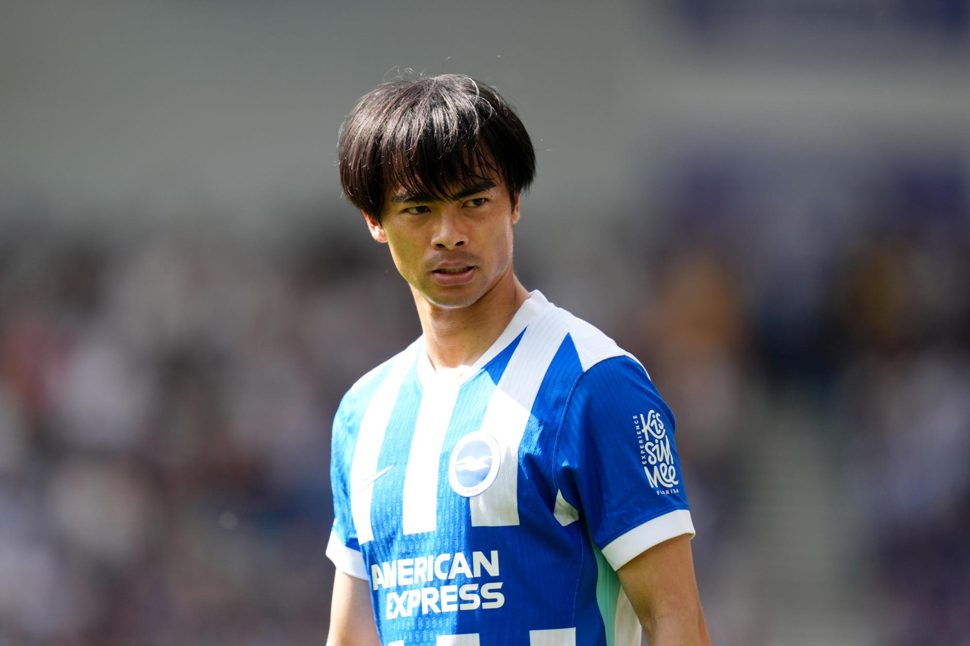 L'international japonais de Brighton Kaoru Mitoma impliqué dans un accident de la route