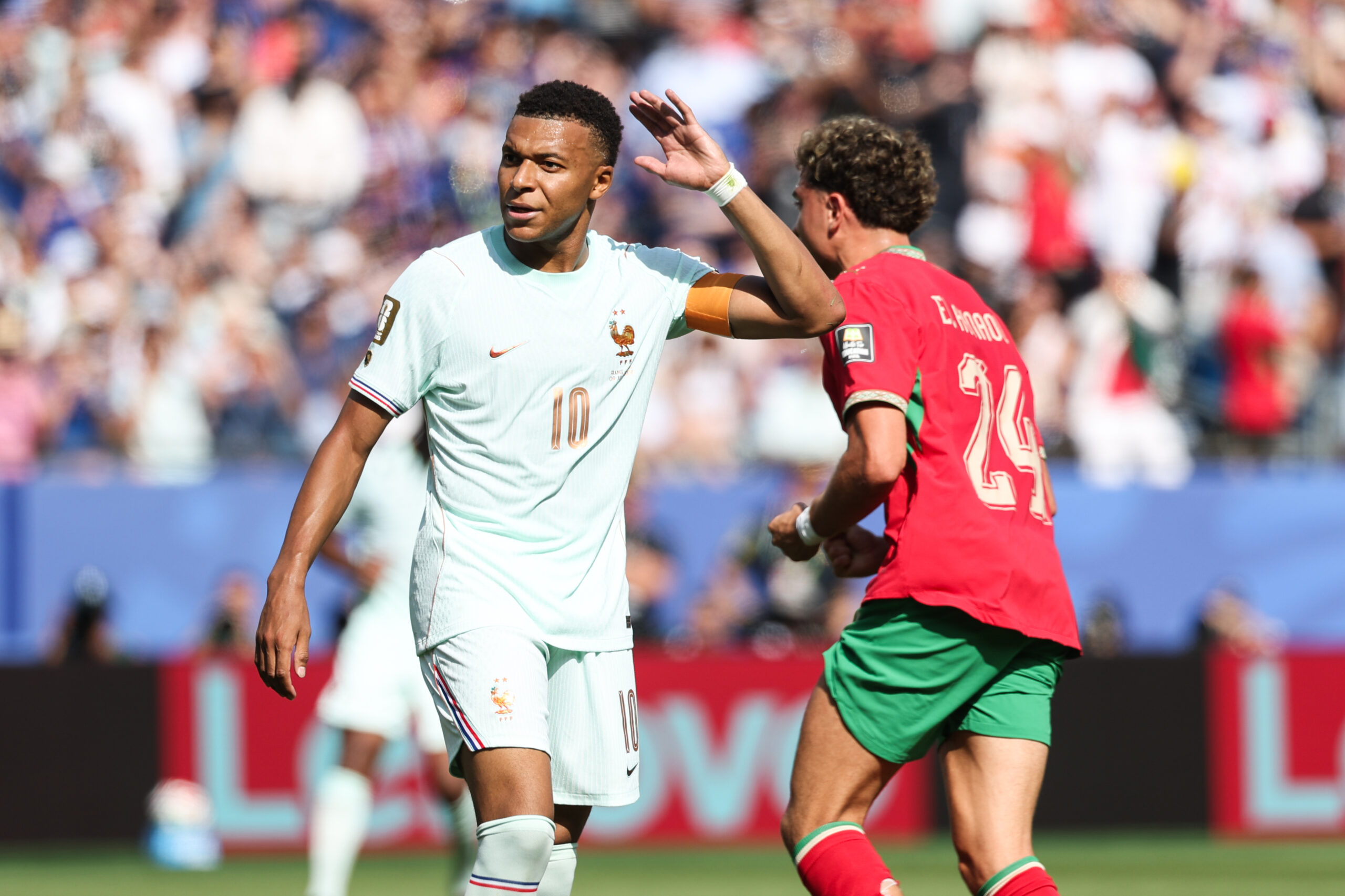 Coupe du monde 2026 : la France marche sur le Maroc et retrouve les demi-finales