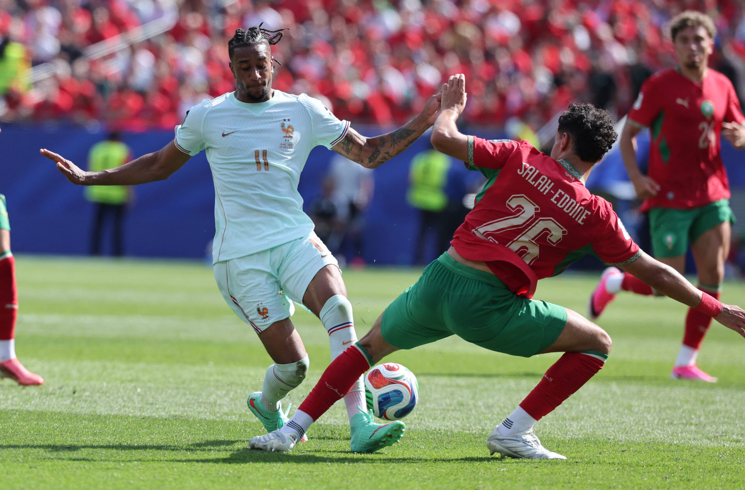 Grégory Poirier débriefe France-Maroc en Coupe du monde : «/Malgré son déchet, Michael Olise a toujours envie de jouer vers l'avant/»