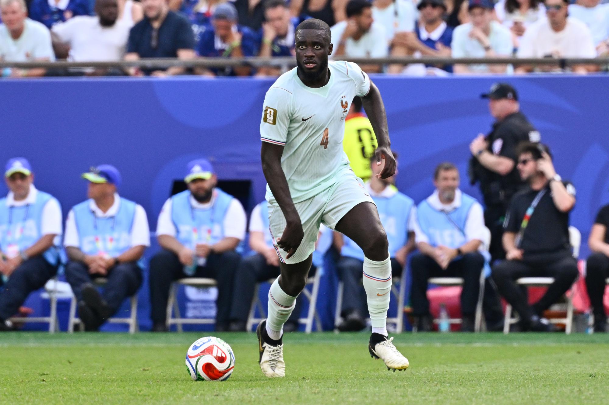 Mondial 2026 - Saliba et Upamecano absents de l'entraînement à trois jours de la demi-finale face à l'Espagne, Mbappé bien présent