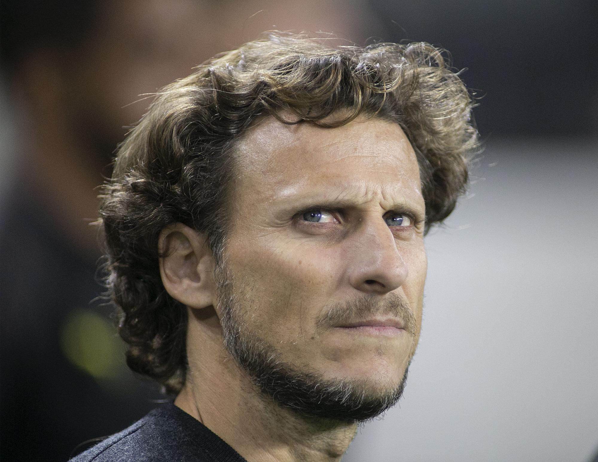 L'Uruguay prêt à confier les rênes de la sélection à Diego Forlán après le départ de Marcelo Bielsa