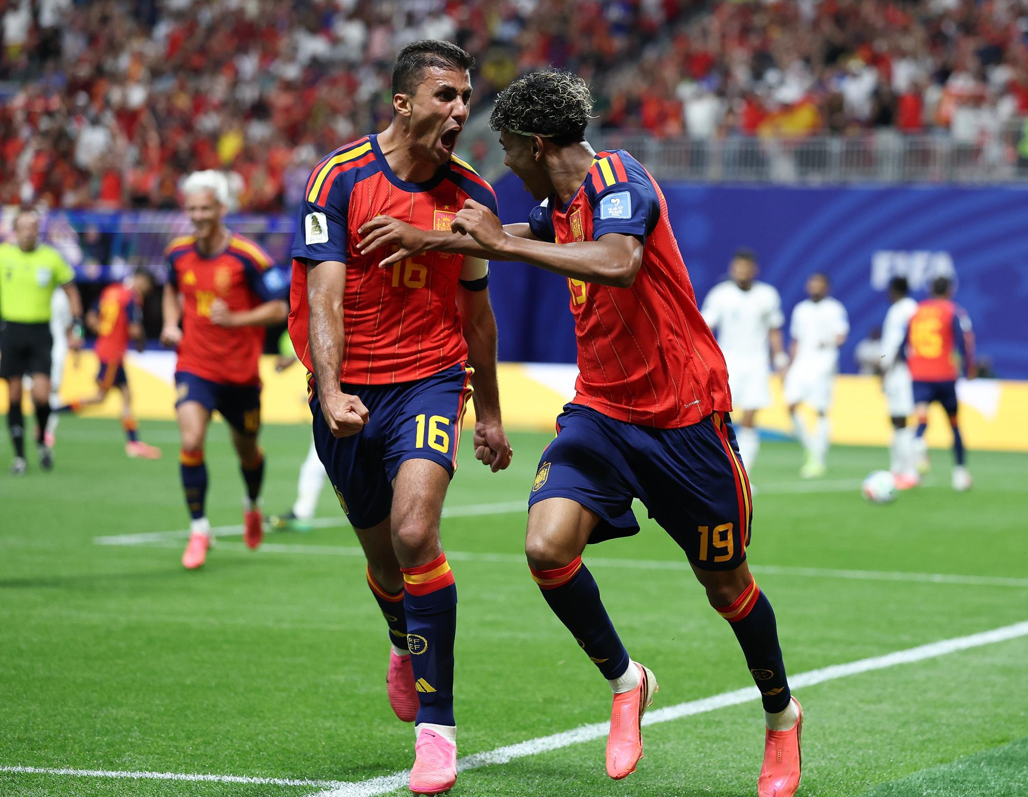 Mondial 2026 - France-Espagne : Rodri calme le jeu concernant Lamine Yamal