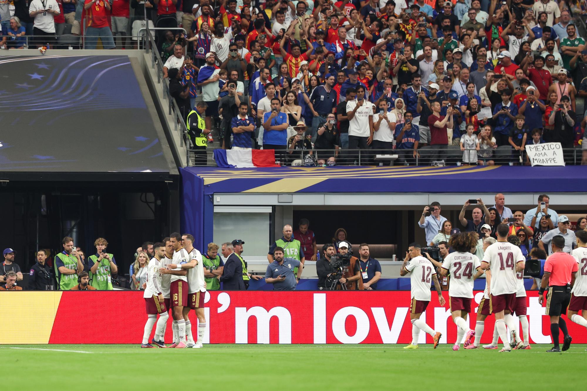France-Espagne : Pedro Porro double la mise