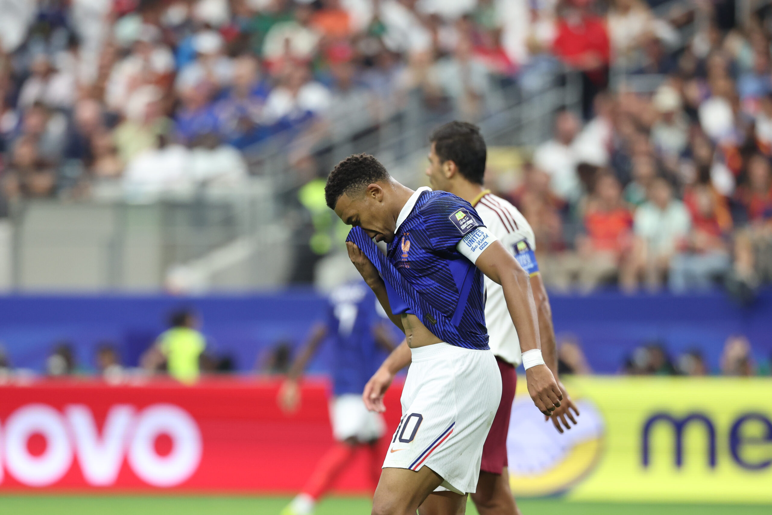 La France démissionne contre l'Espagne et voit son rêve de Coupe du monde s'envoler en demi-finales