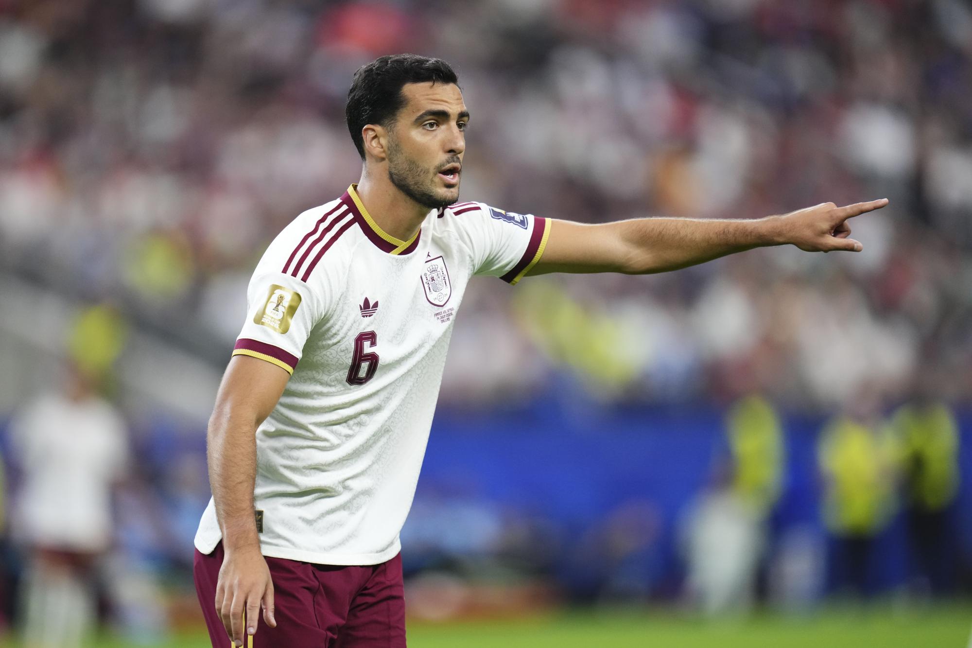 Mondial 2026 : les mots de Mikel Merino pour William Saliba après l'élimination de la France face à l'Espagne