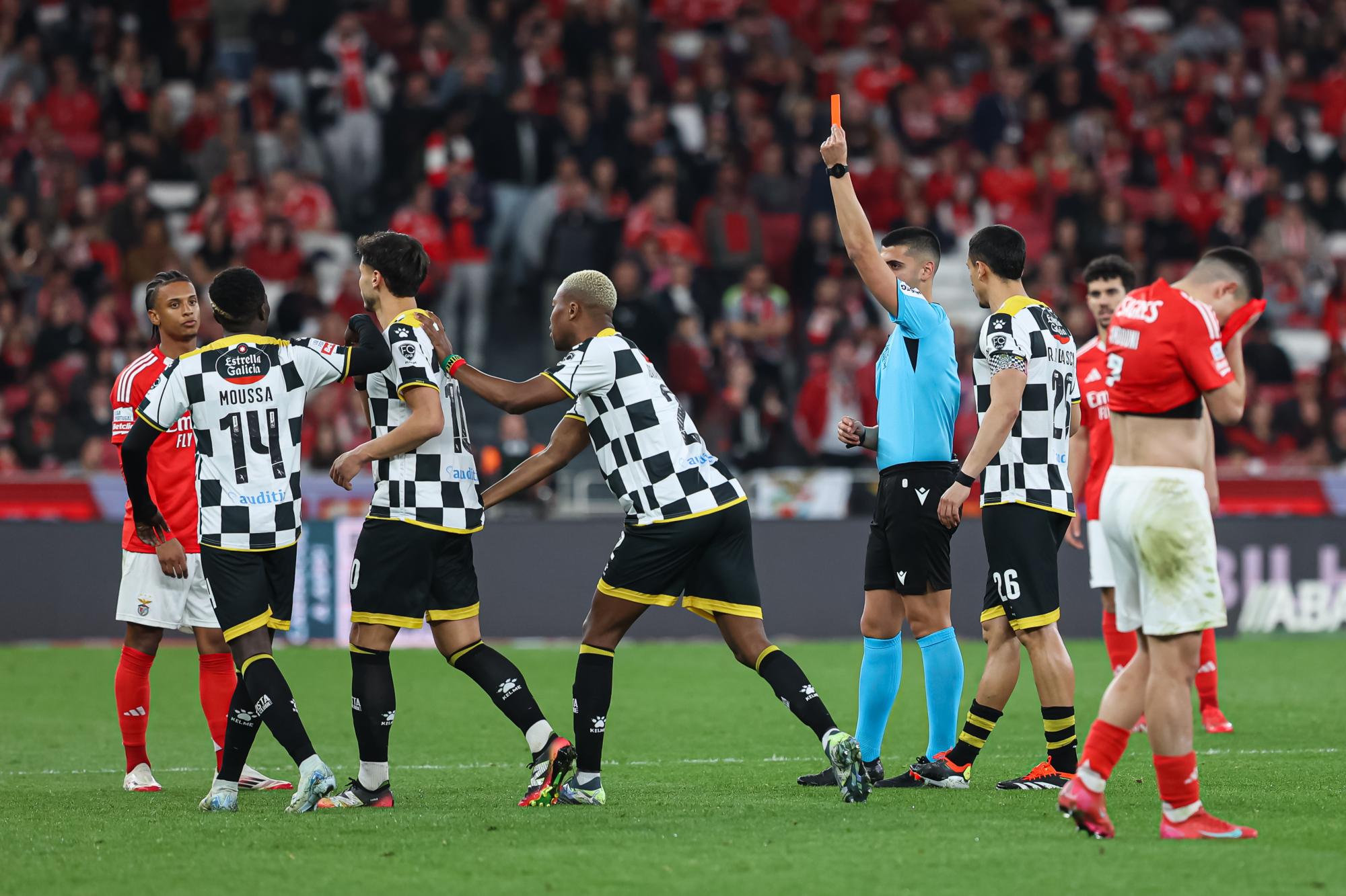 Liga Portugal : Comme Bordeaux, Boavista va cesser son activité à cause de la gouvernance de Gérard Lopez