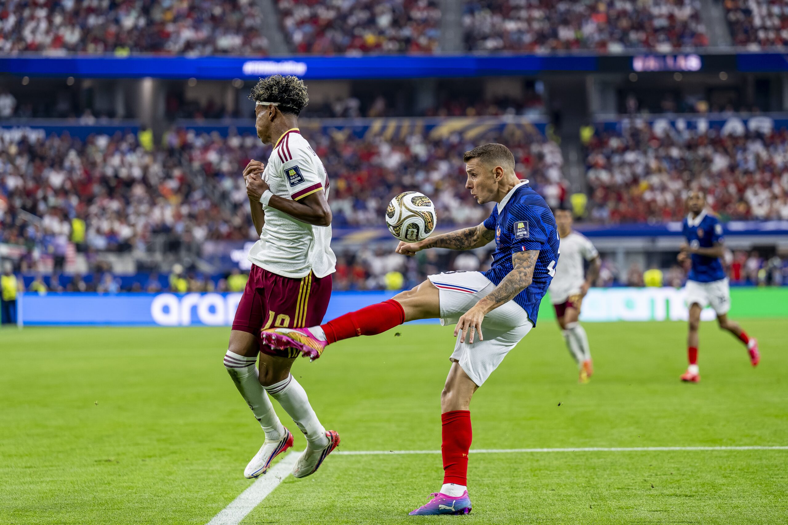 Deux jours après son match compliqué contre l'Espagne, Lucas Digne se livre et se dit « déçu » de lui-même