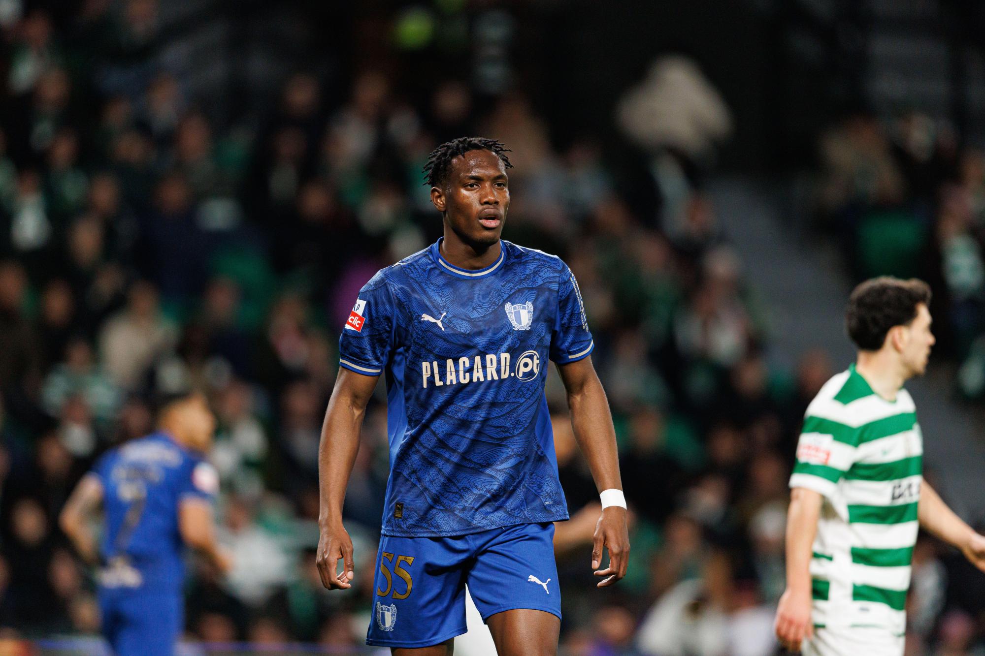 En ce début de mercato, Strasbourg frappe fort un recrutant un espoir sénégalais