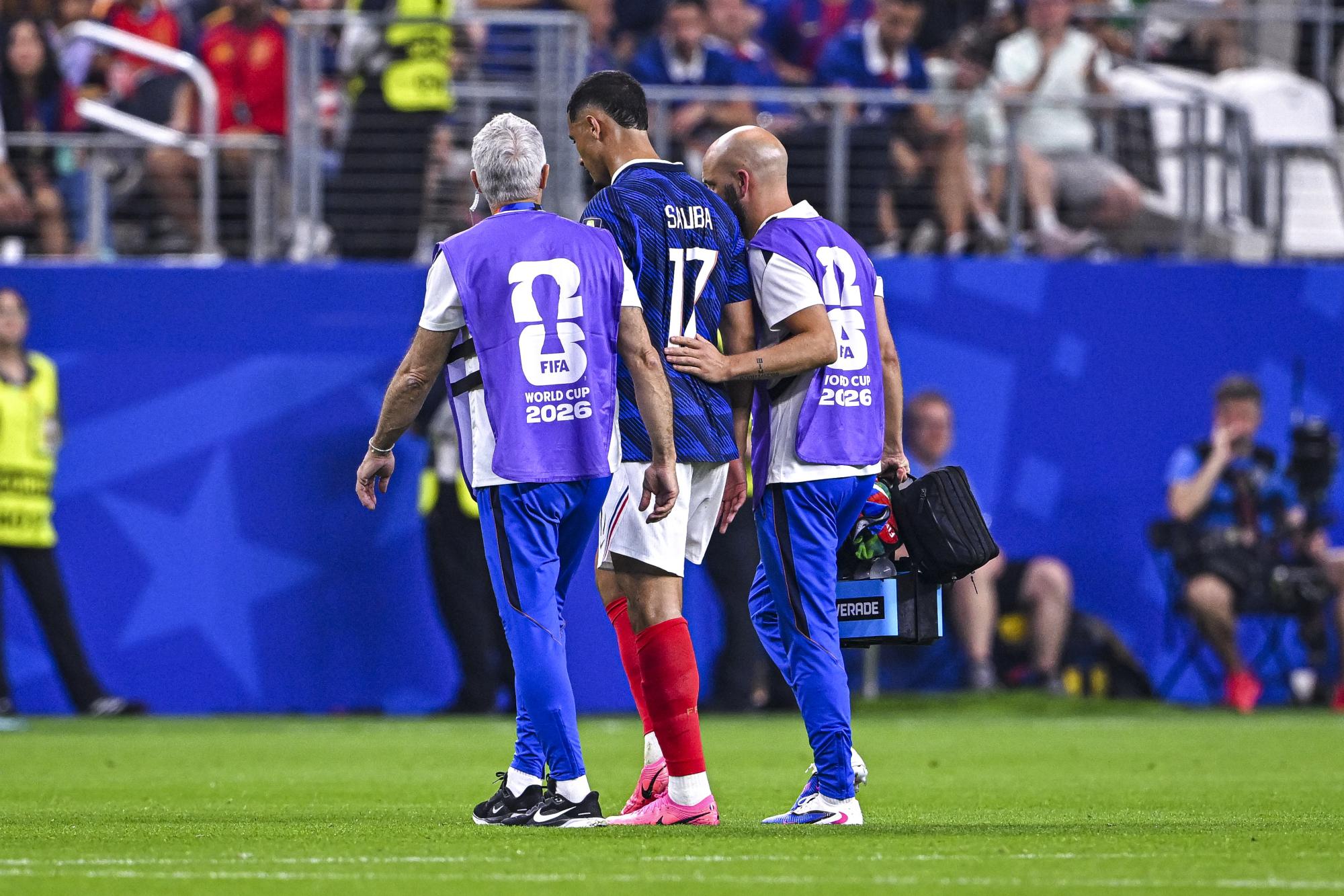 Sorti en cours de match contre l'Espagne, William Saliba a joué la Coupe du monde avec une fracture au dos