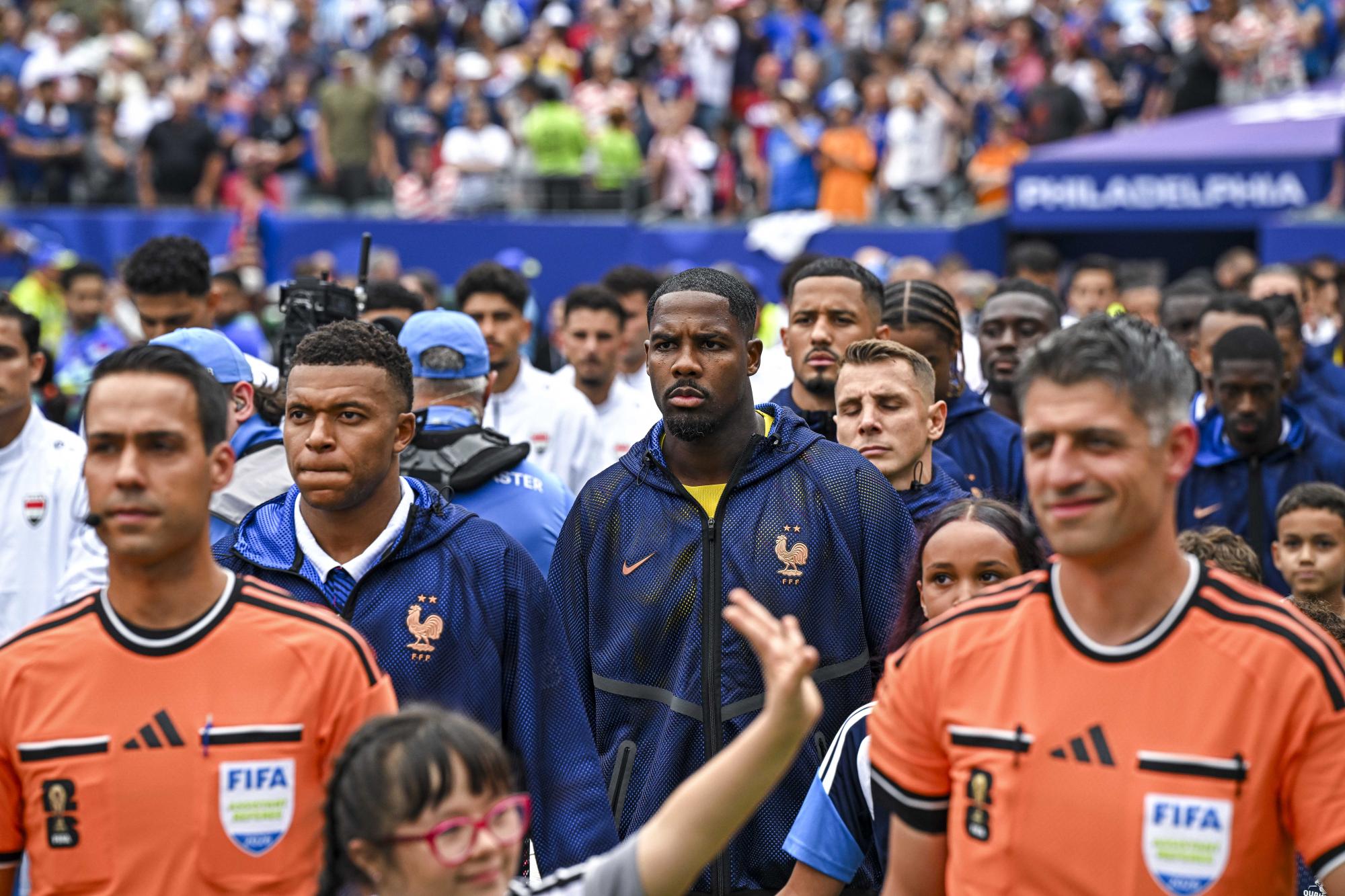 Coupe du monde 2026 : Un onze remanié pour la dernière de Didier Deschamps face à l'Angleterre, Maignan et Mbappé pressentis titulaires