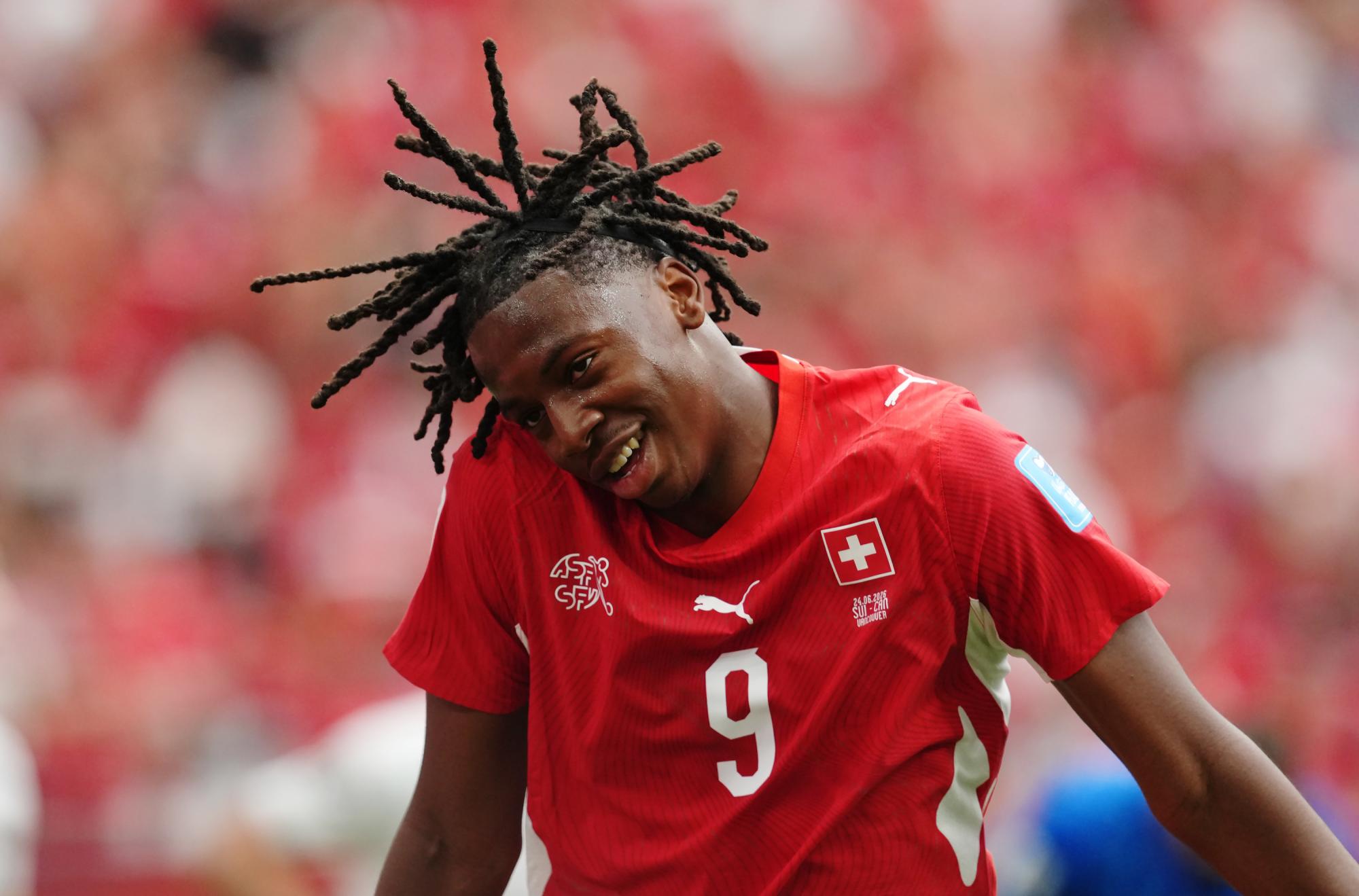 Mercato : Johan Manzambi s'engage avec Aston Villa