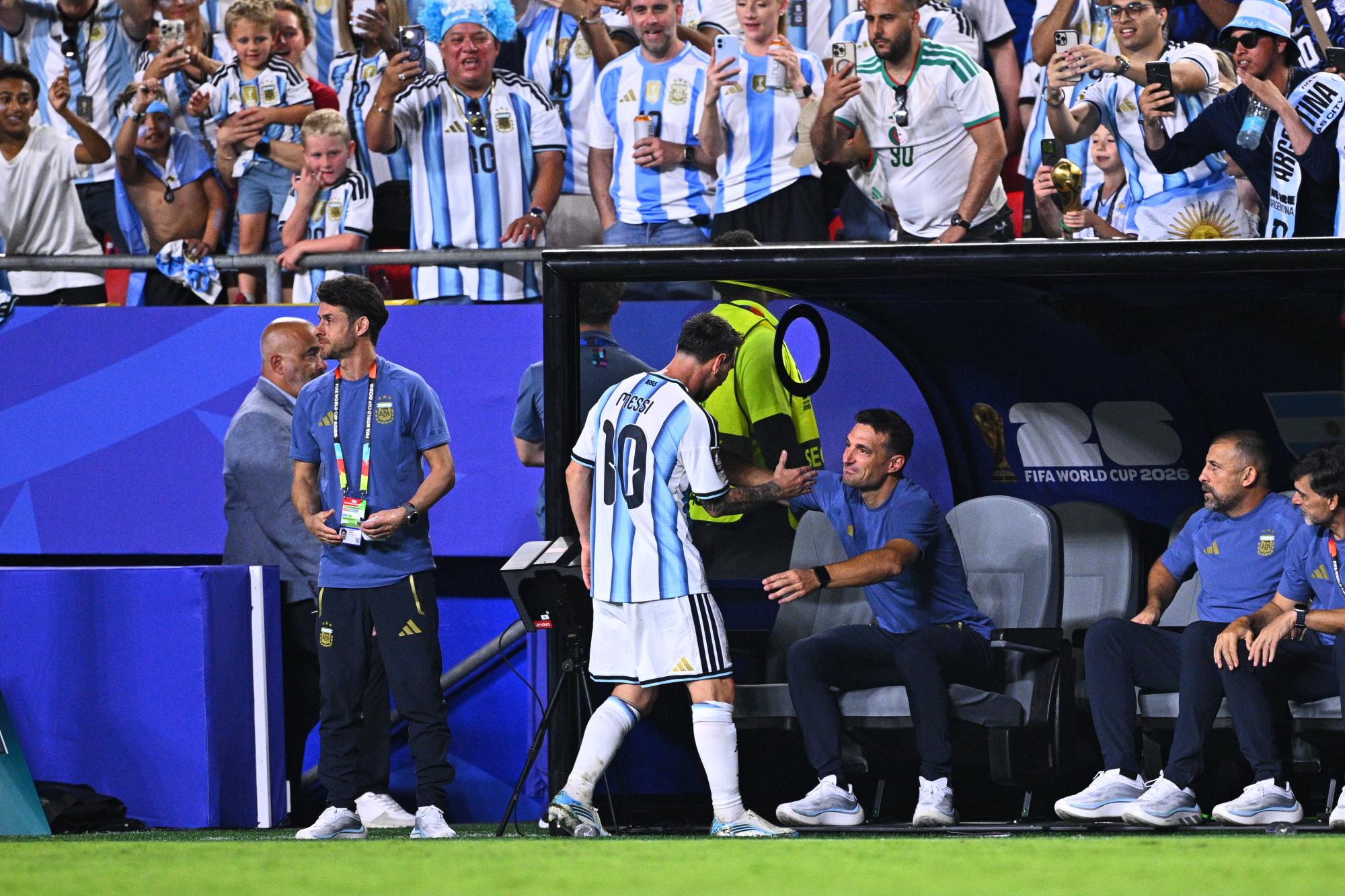 Espagne-Argentine : les louanges de Lionel Scaloni pour Lionel Messi avant la finale de Coupe du monde