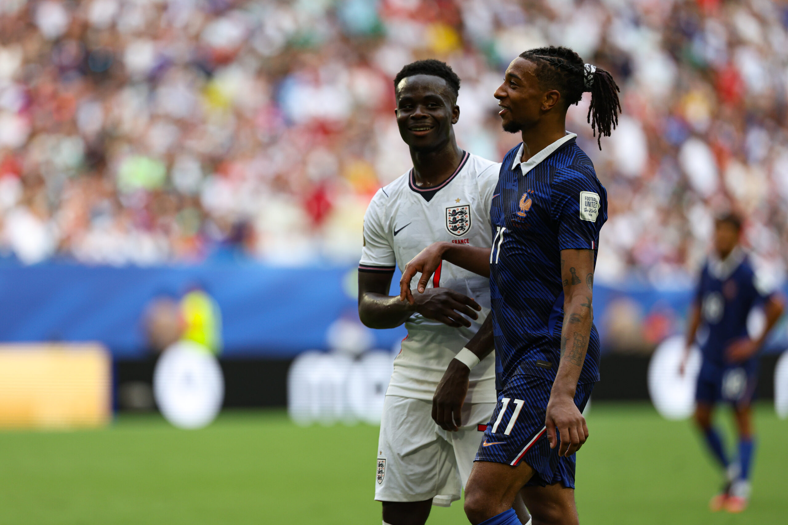Coupe du monde : Les Bleus mangent du chocolat après une folle bataille d'Angleterre