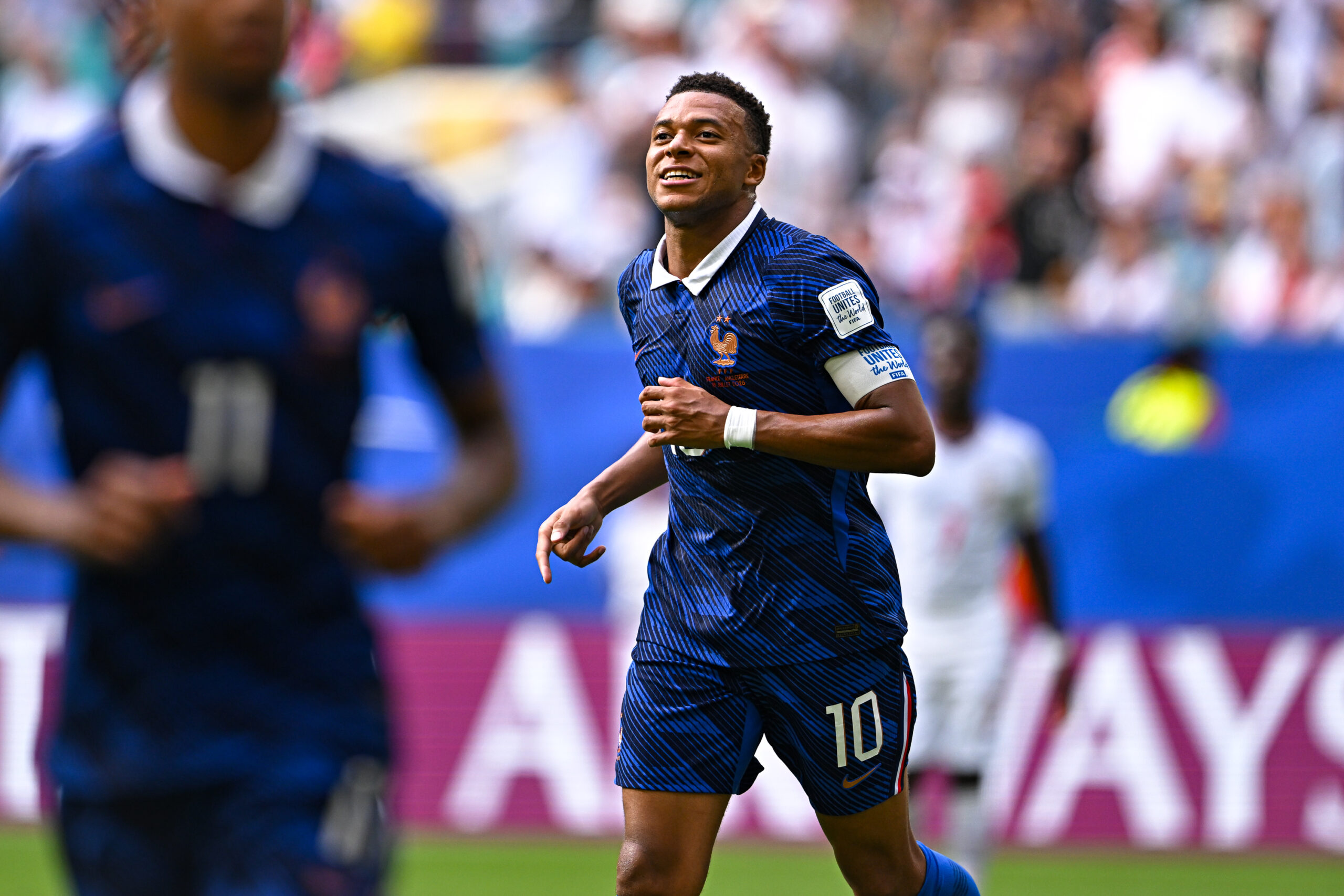 Après son doublé contre l'Angleterre dans la petite finale de la Coupe du monde 2026, Kylian Mbappé devient seul meilleur buteur de l'histoire de la Coupe du monde