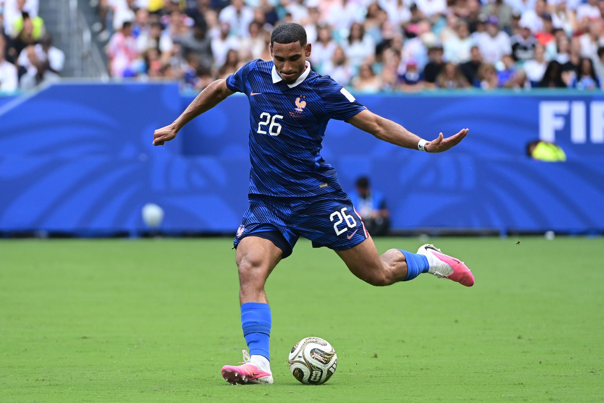 Maxence Lacroix se dirige vers Chelsea