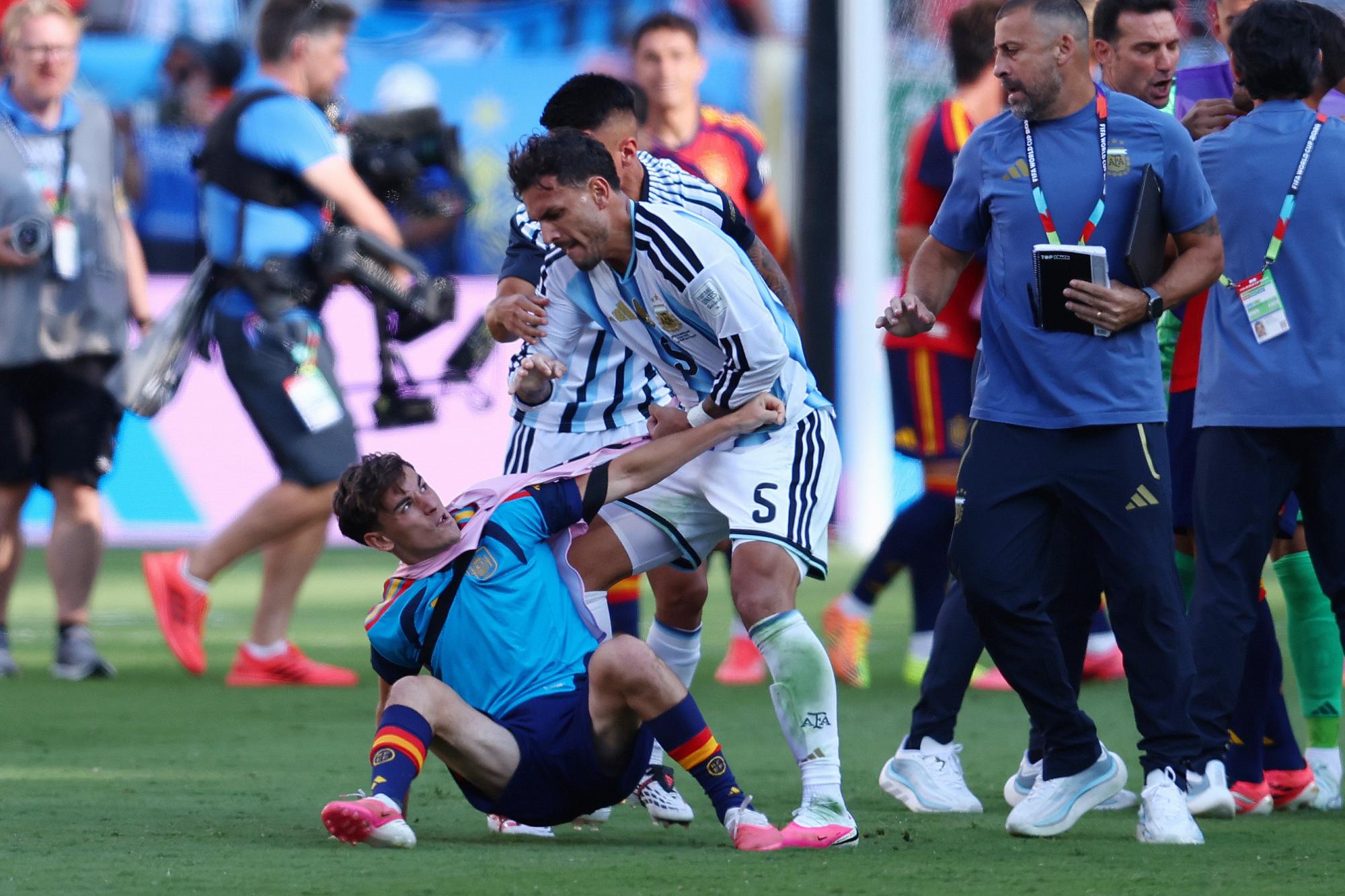 Espagne : Gavi ne réclame aucune suspension contre Leandro Paredes après la finale de la Coupe du monde