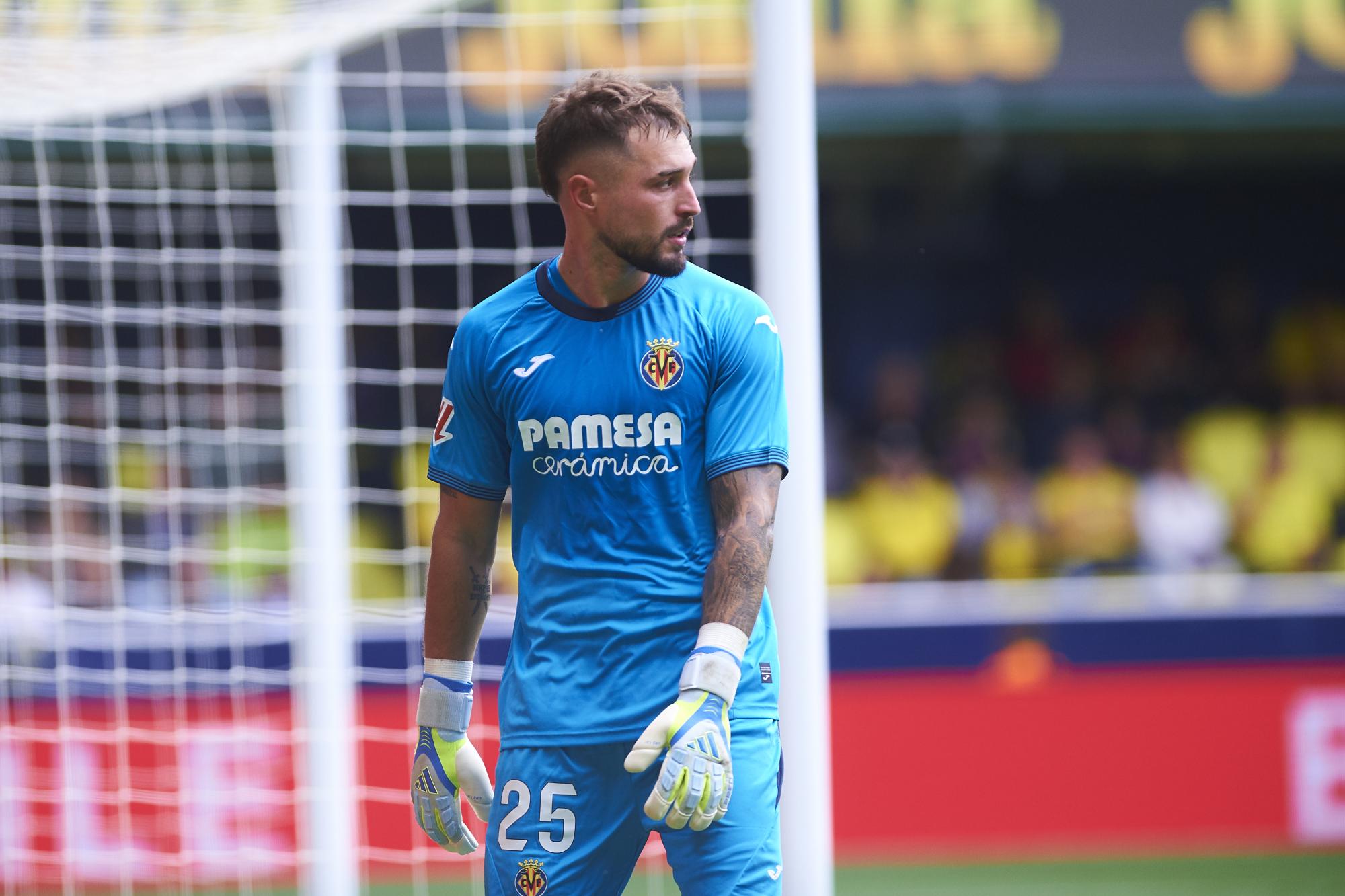 Mercato : Arnau Tenas quitte déjà Villarreal et rebondit à Majorque