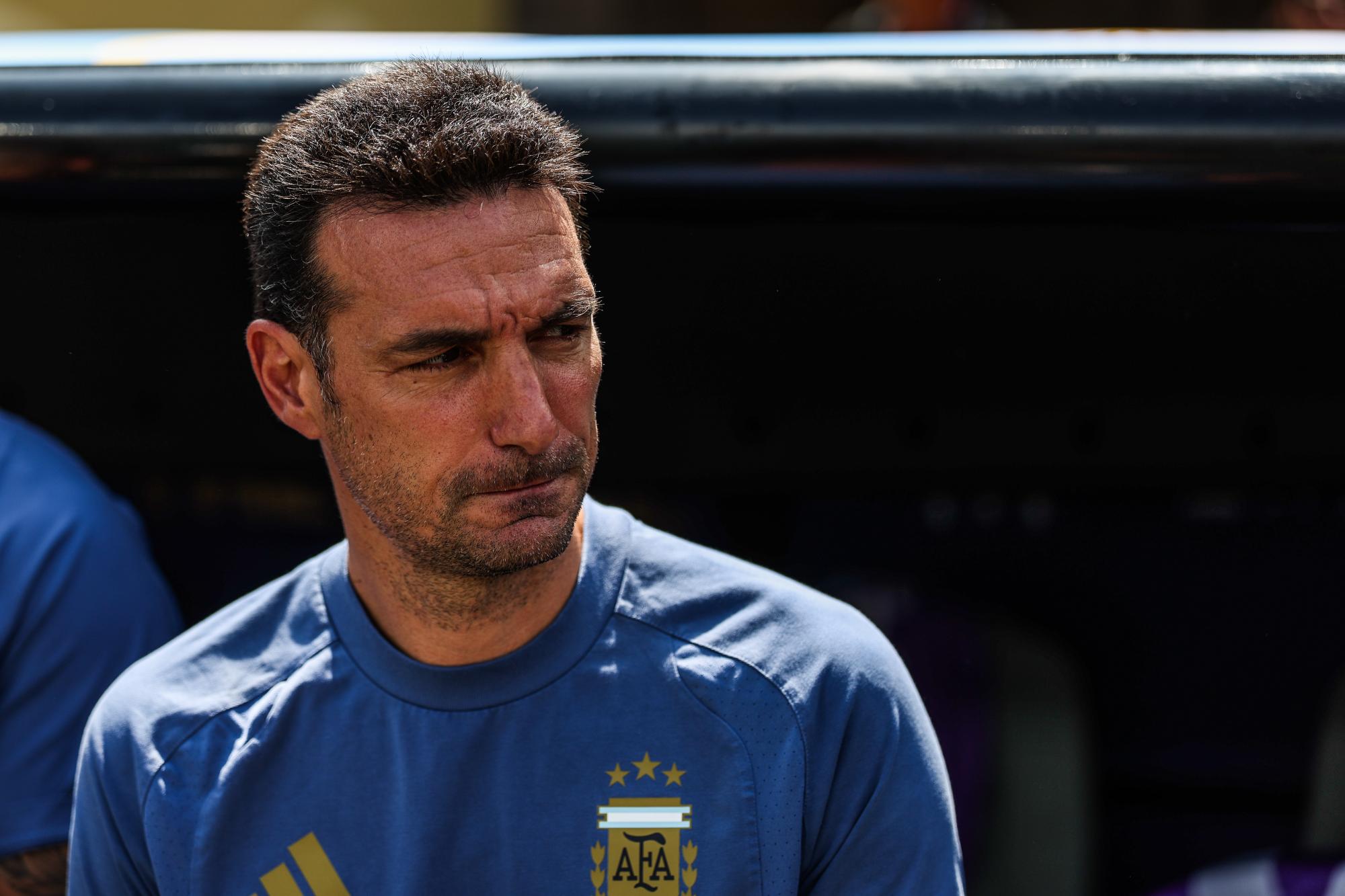 Le sélectionneur de l'Argentine Lionel Scaloni a dû faire installer une clôture autour de sa maison