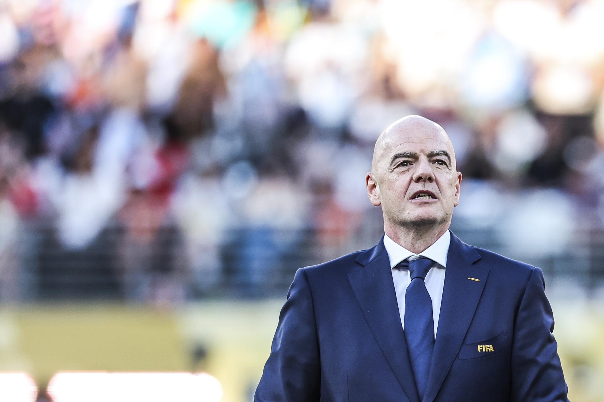 Gianni Infantino, président de la FIFA, se défend après son projet de privatisation de la Coupe du monde