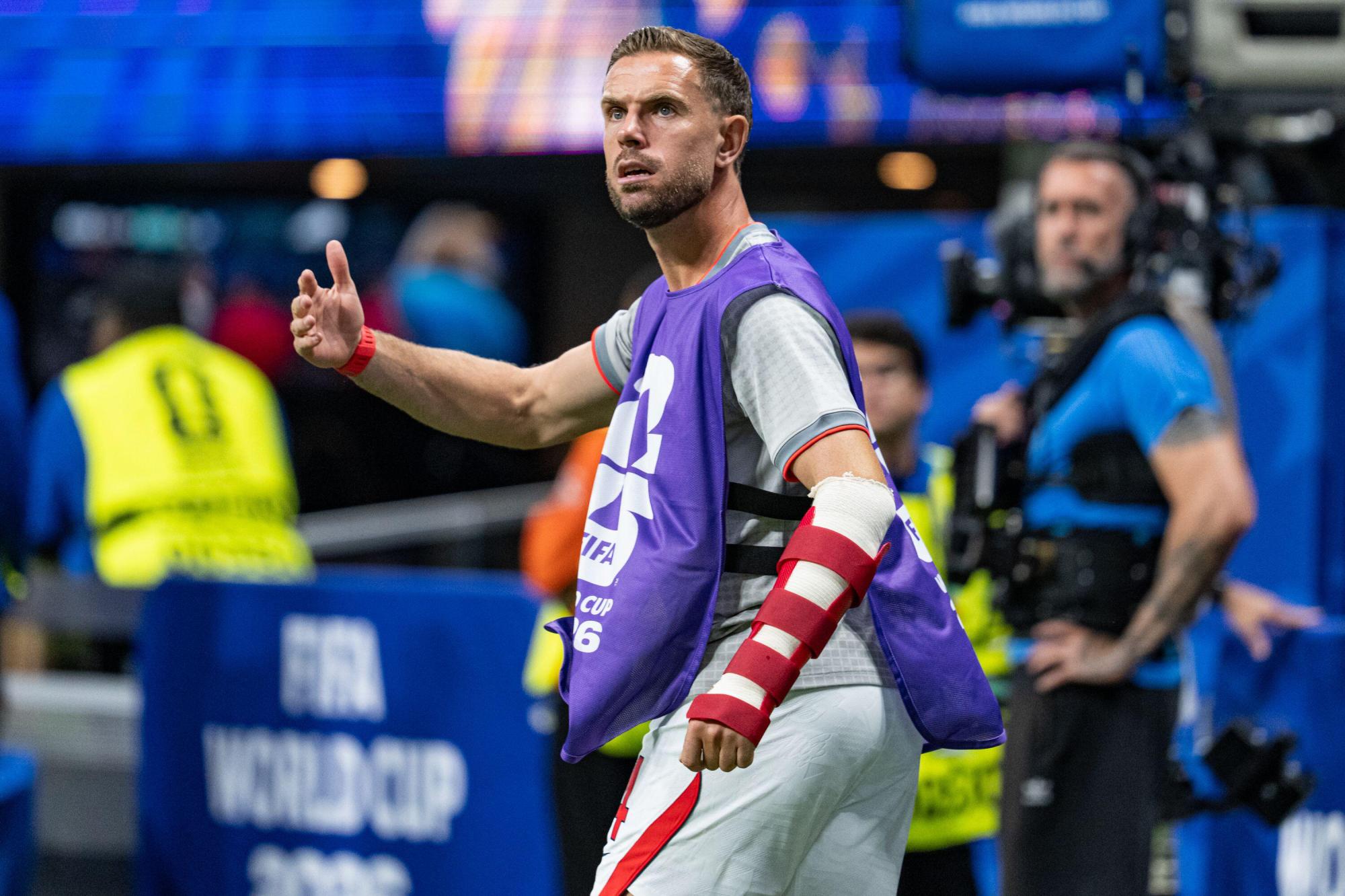 Jordan Henderson signe officiellement à Chelsea, récemment parti libre de Brentford