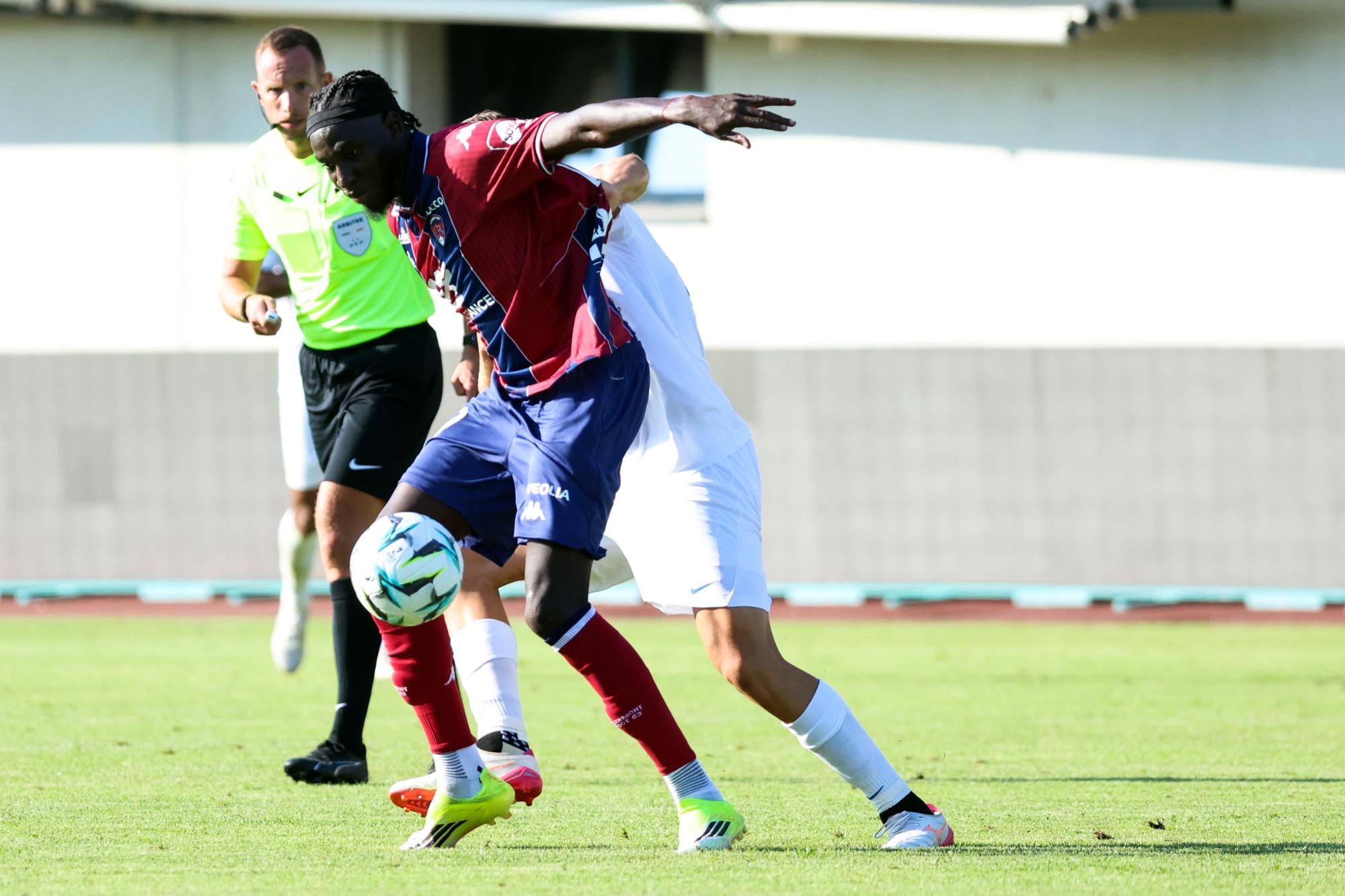 L'ancien Montpelliérain Junior Sambia retrouve un club en Ligue 2 (Clermont Foot)