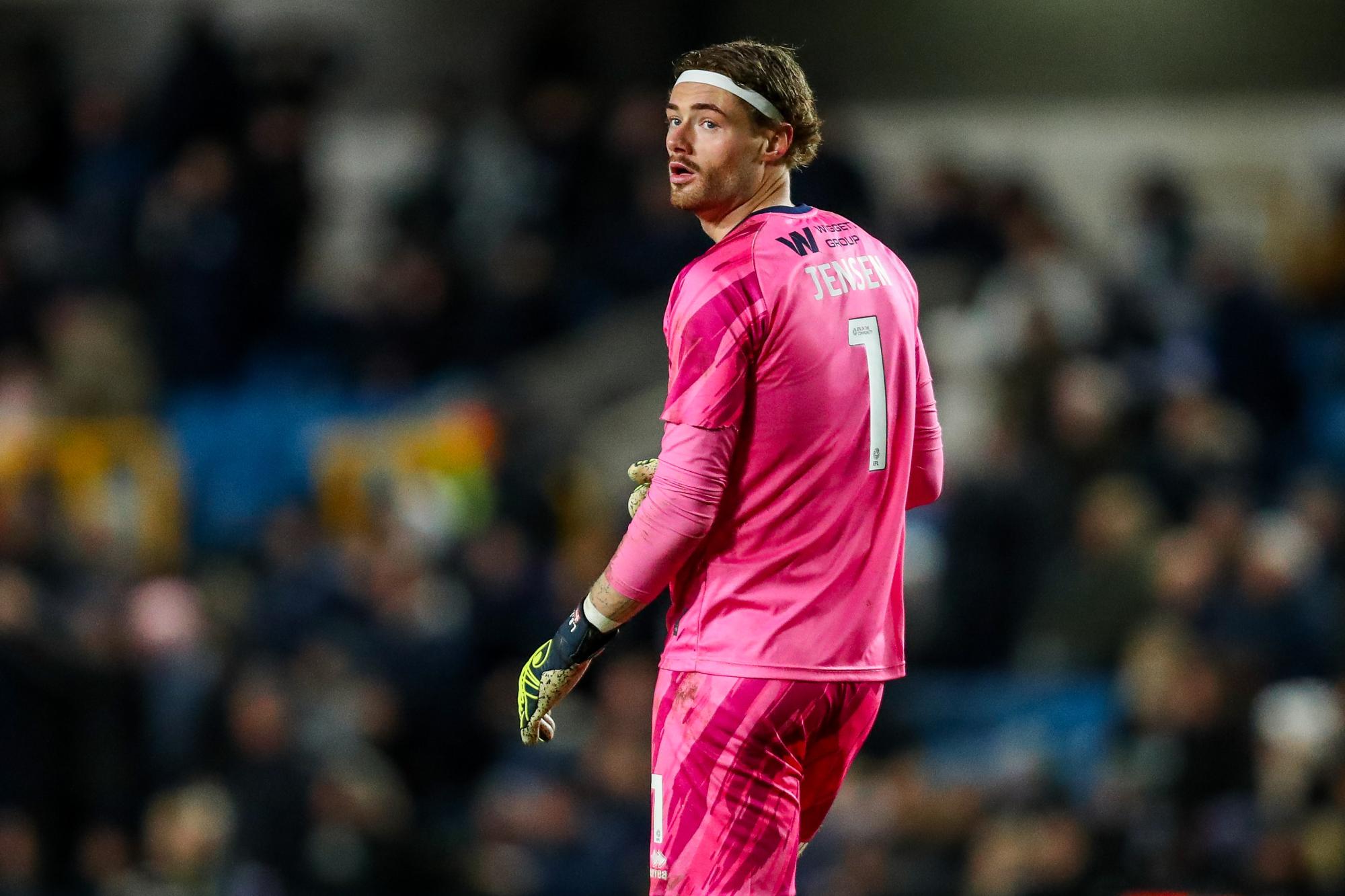 League Cup : Lukas Jensen, gardien de Millwall, détourne quatre tirs lors de la séance de tirs au but face aux Queen's Park Rangers