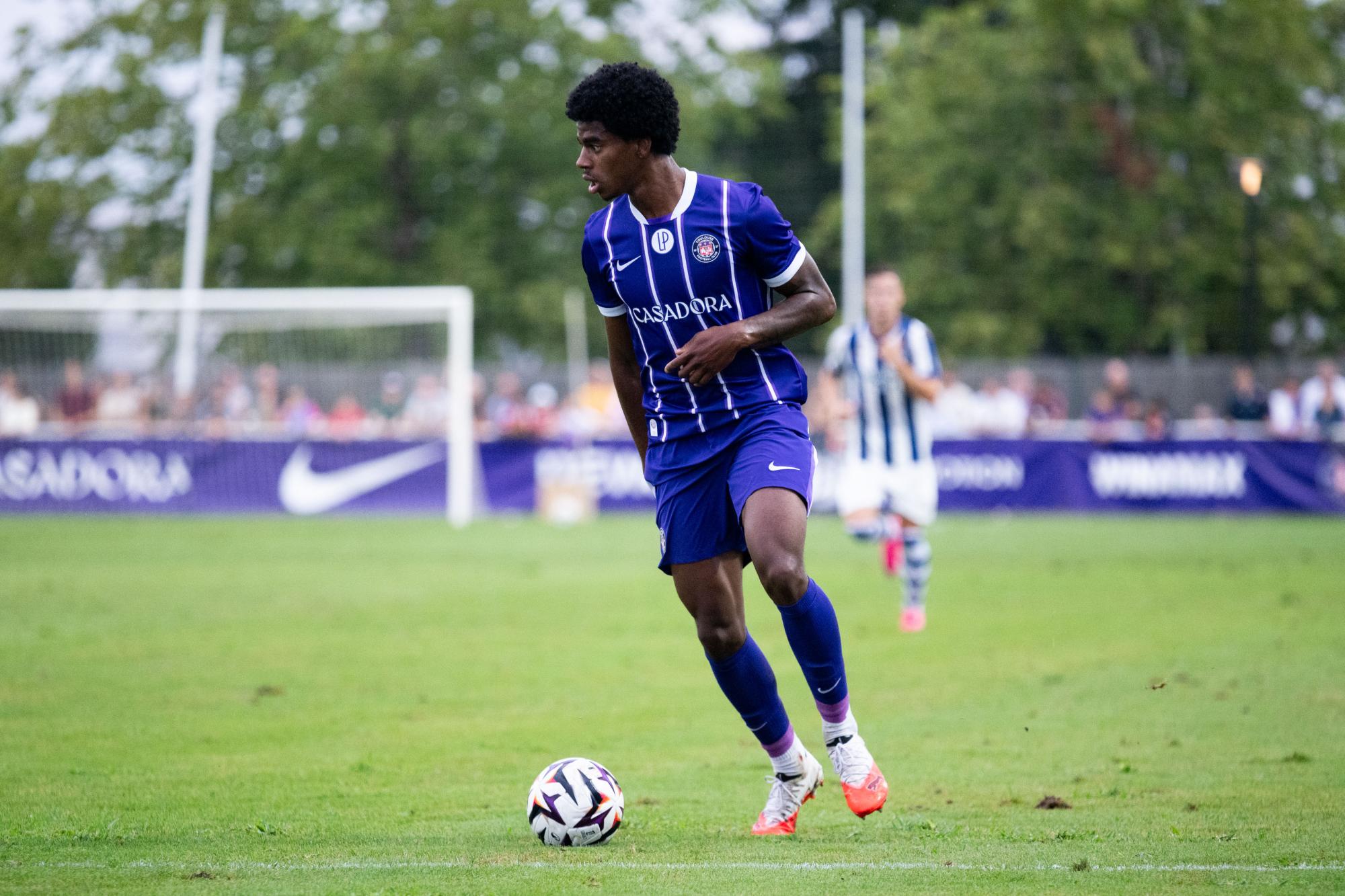 Même pour 33M¬, Toulouse dit encore non à Sunderland pour Dayann Methalie