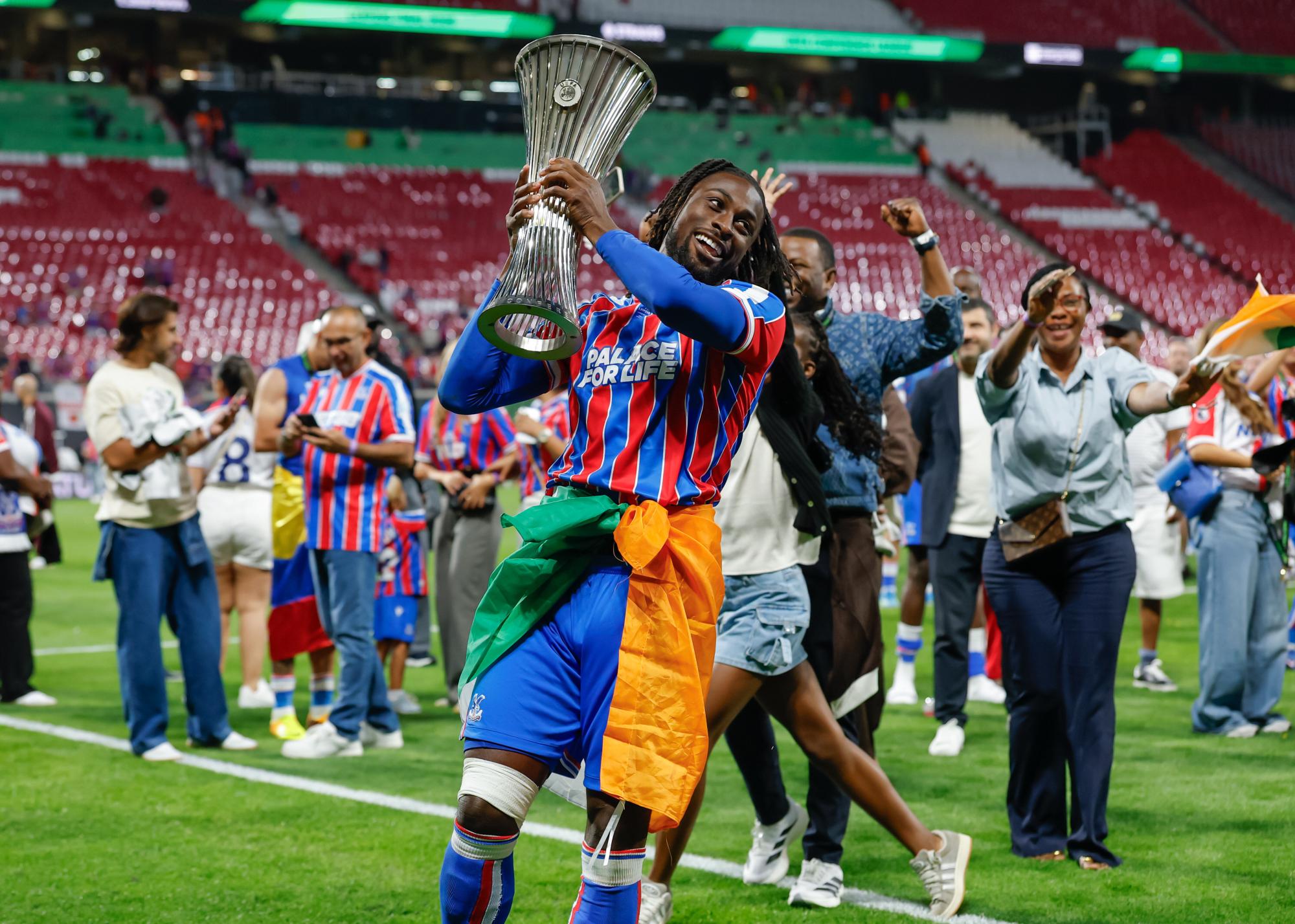 Sous contrat avec Aston Villa, Evann Guessand retourne en prêt à Crystal Palace