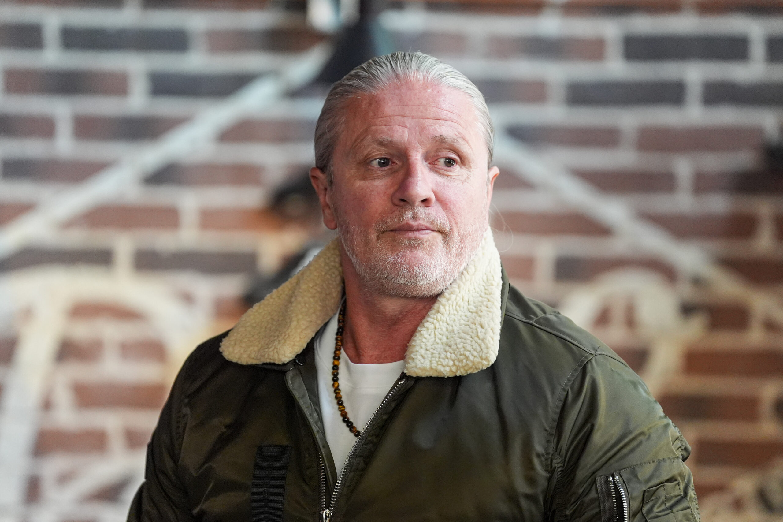 Emmanuel Petit, Mickaël Silvestre, Bixente Lizarazu, Didier Drogba, Robert Pirès, et plusieurs anciens footballeurs prennent position contre Gianni Infantino président de la FIFA