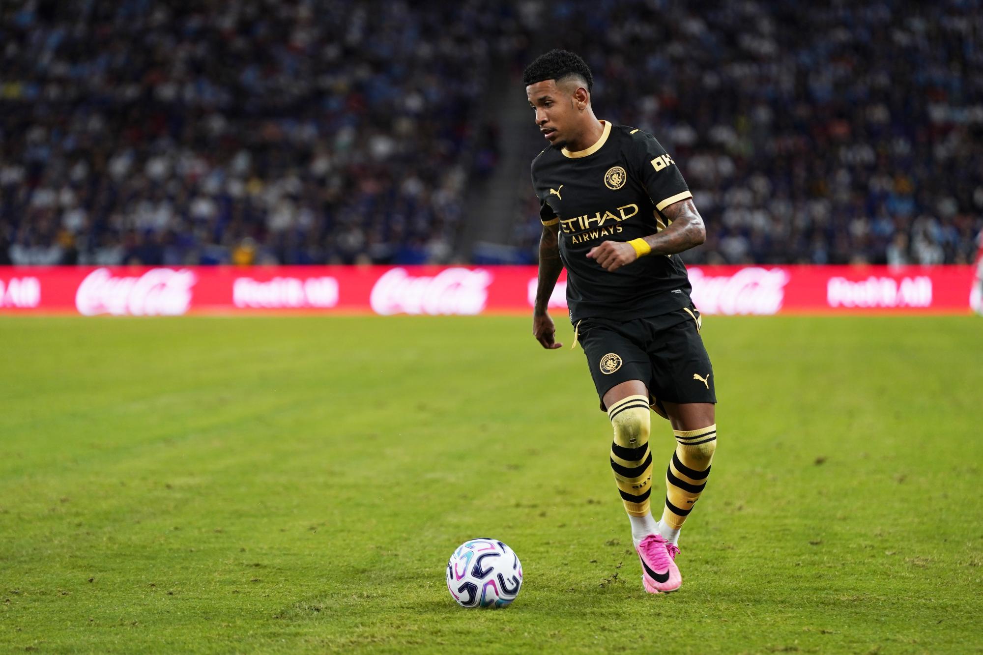 Mercato : Le joueur brésilien de Manchester City Savinho rejoint officiellement Tottenham