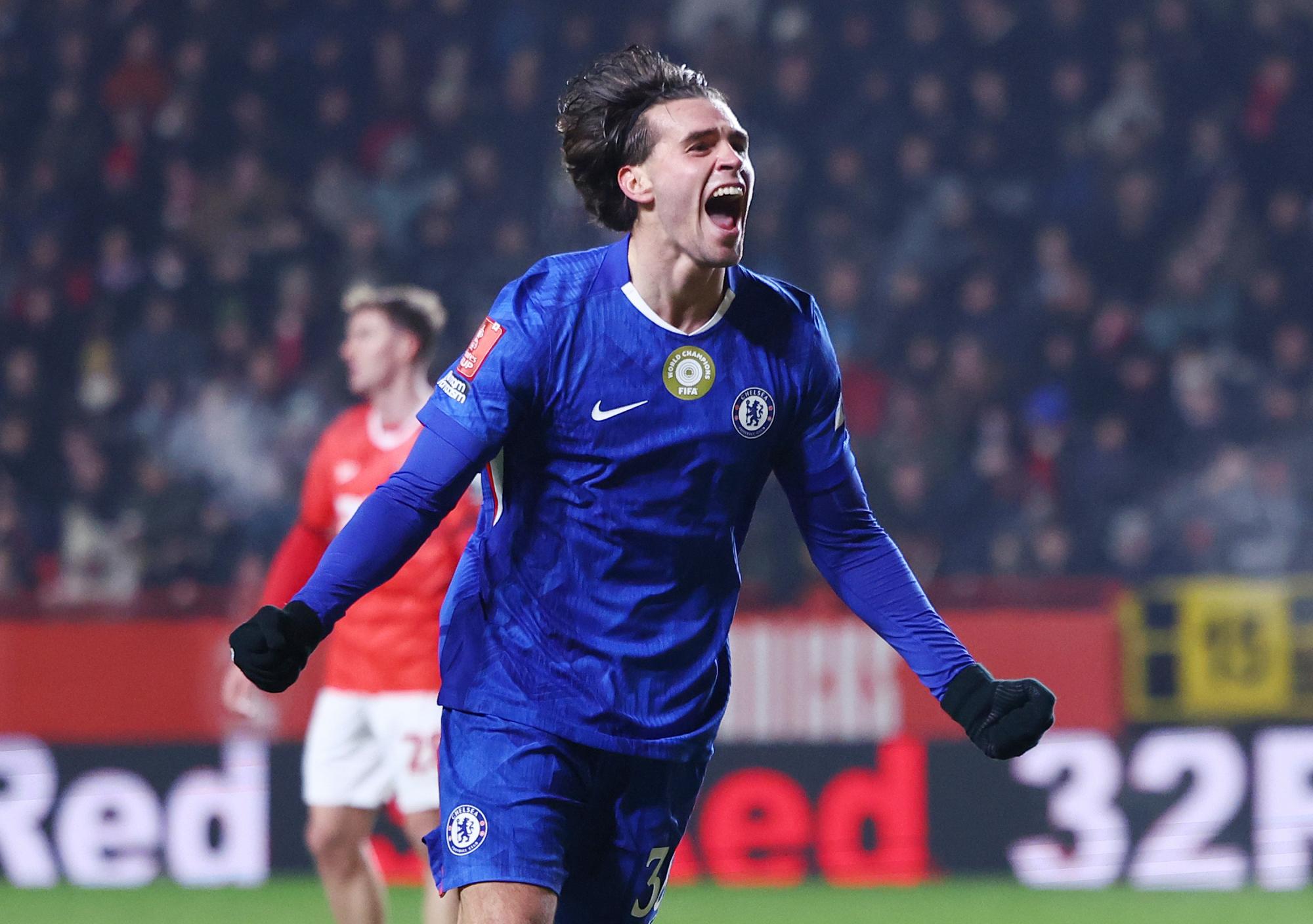 Mercato : Chelsea envoie Marc Guiu au RB Leipzig