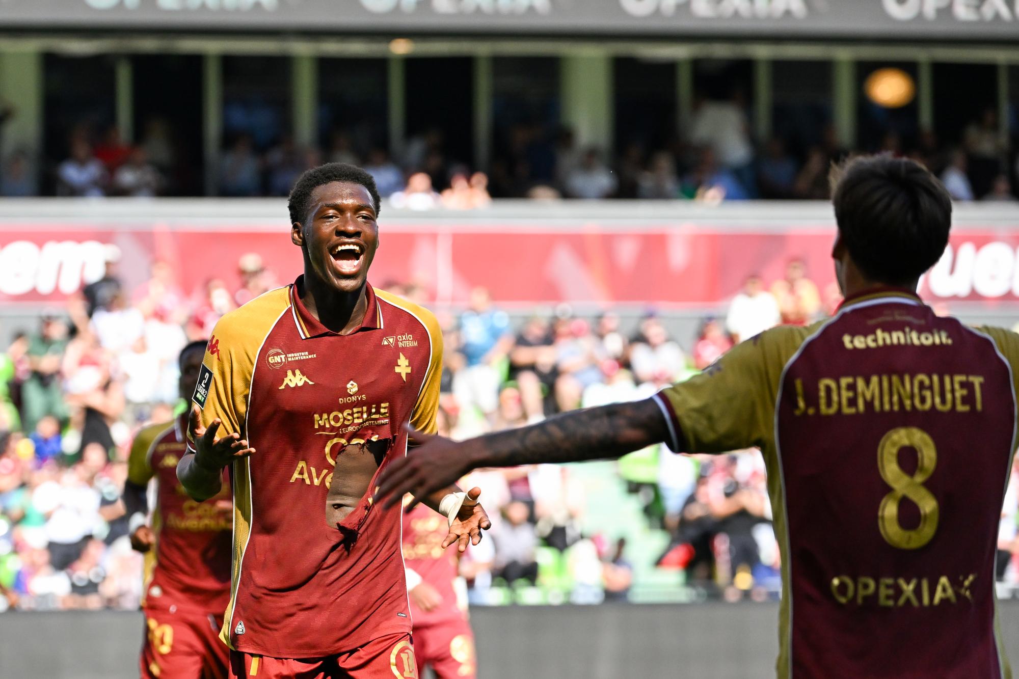 Ligue 2 : Metz se balade contre Rodez, le Stade de Reims s'en sort bien contre Guingamp