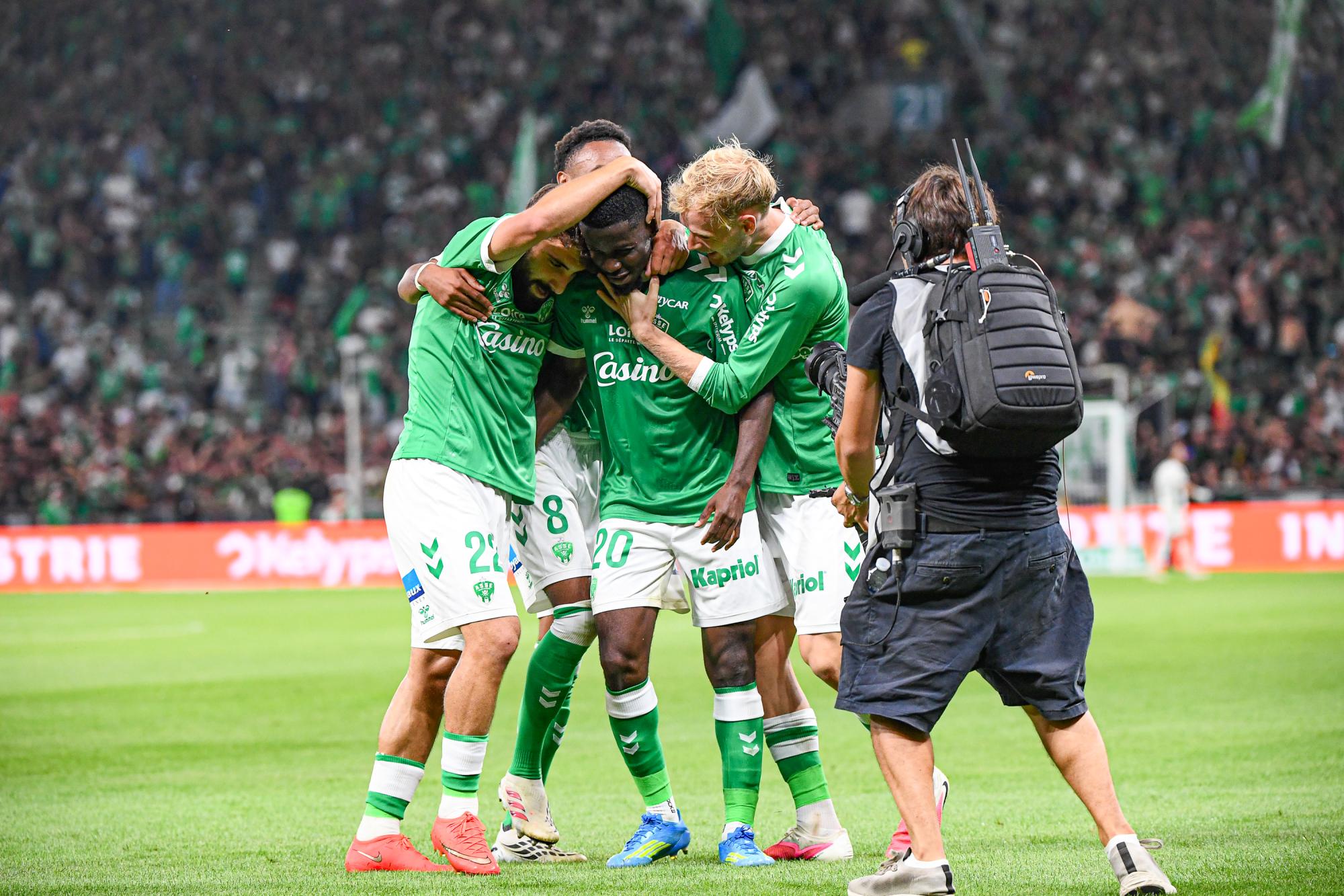 Ligue 2 : Saint-Étienne enchaîne une cinquième victoire contre Montpellier