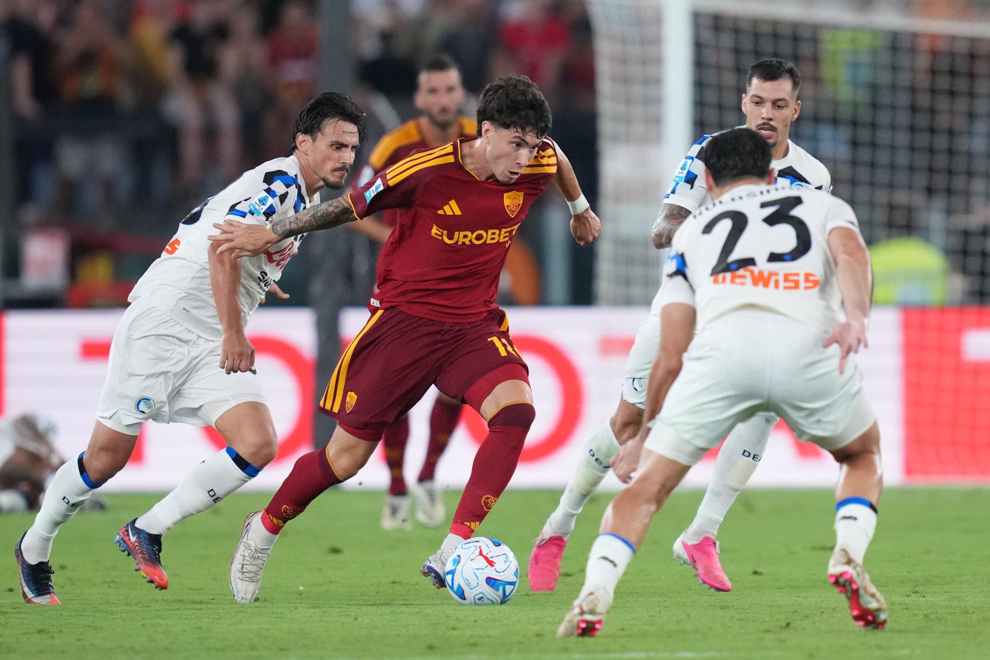 Serie A : La Roma s'arrache pour battre l'Atalanta et retrouver la tête du championnat