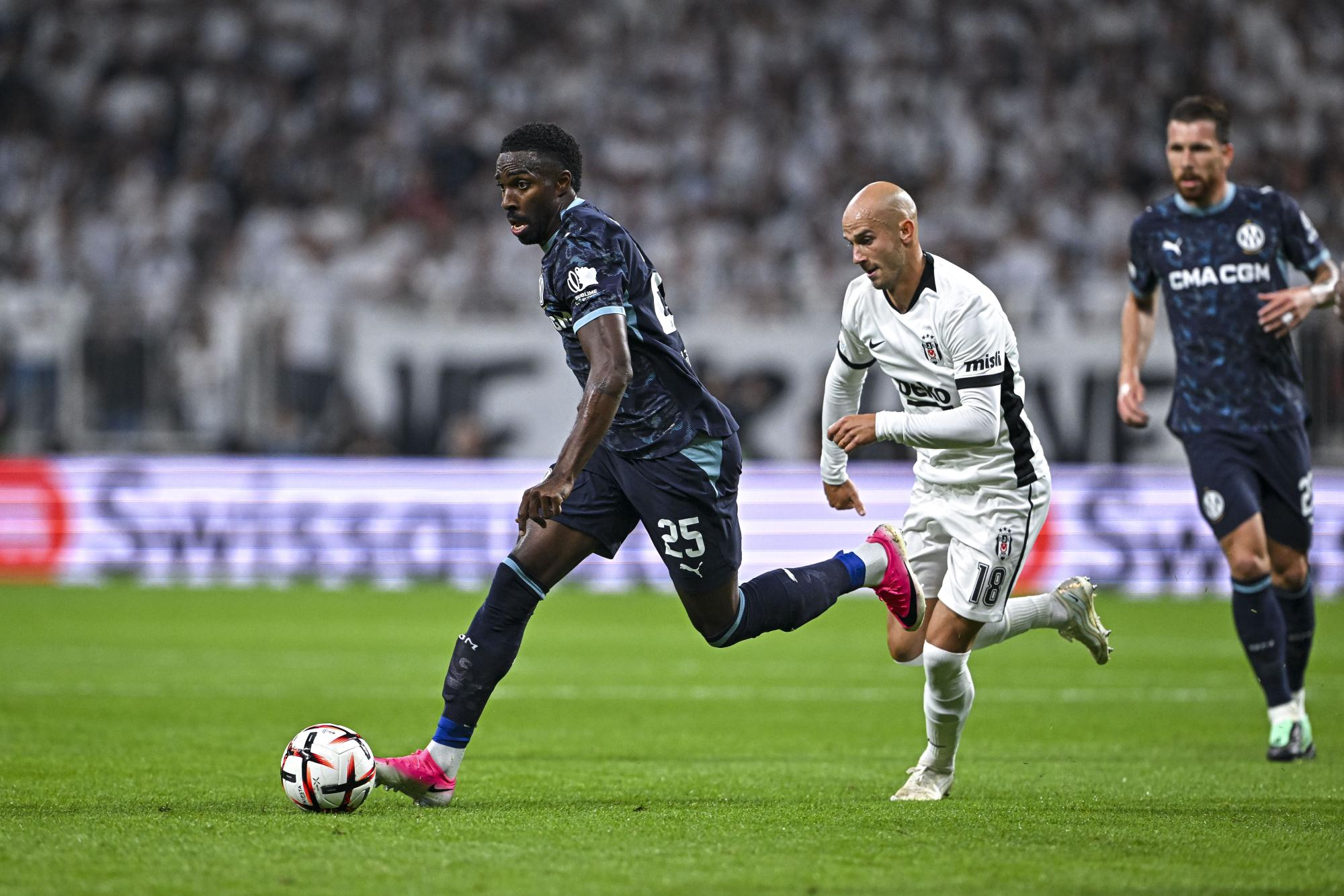 Après la défaite face au Be_ikta_ en Ligue Europa, le défenseur de l'OM Ulisses Garcia assure compter tout donner face au PSG