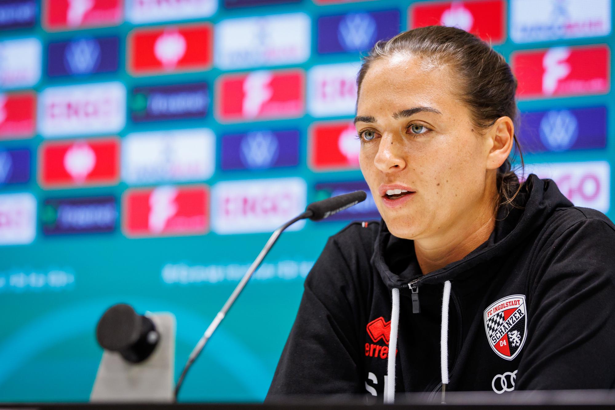 Allemagne : Sabrina Wittmann, première coach femme à officier dans un club professionnel allemand, démise de ses fonctions par Ingolstadt