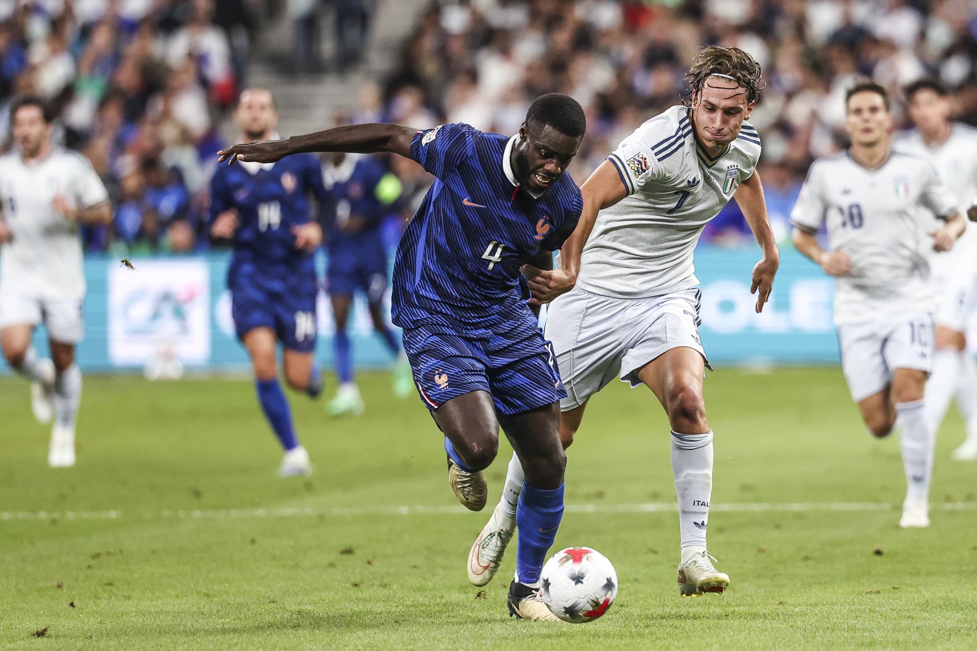 Ligue des nations : Quel joueur Zinédine Zidane va-t-il sélectionner pour remplacer Dayot Upamecano en défense centrale de la France contre la Belgique ?