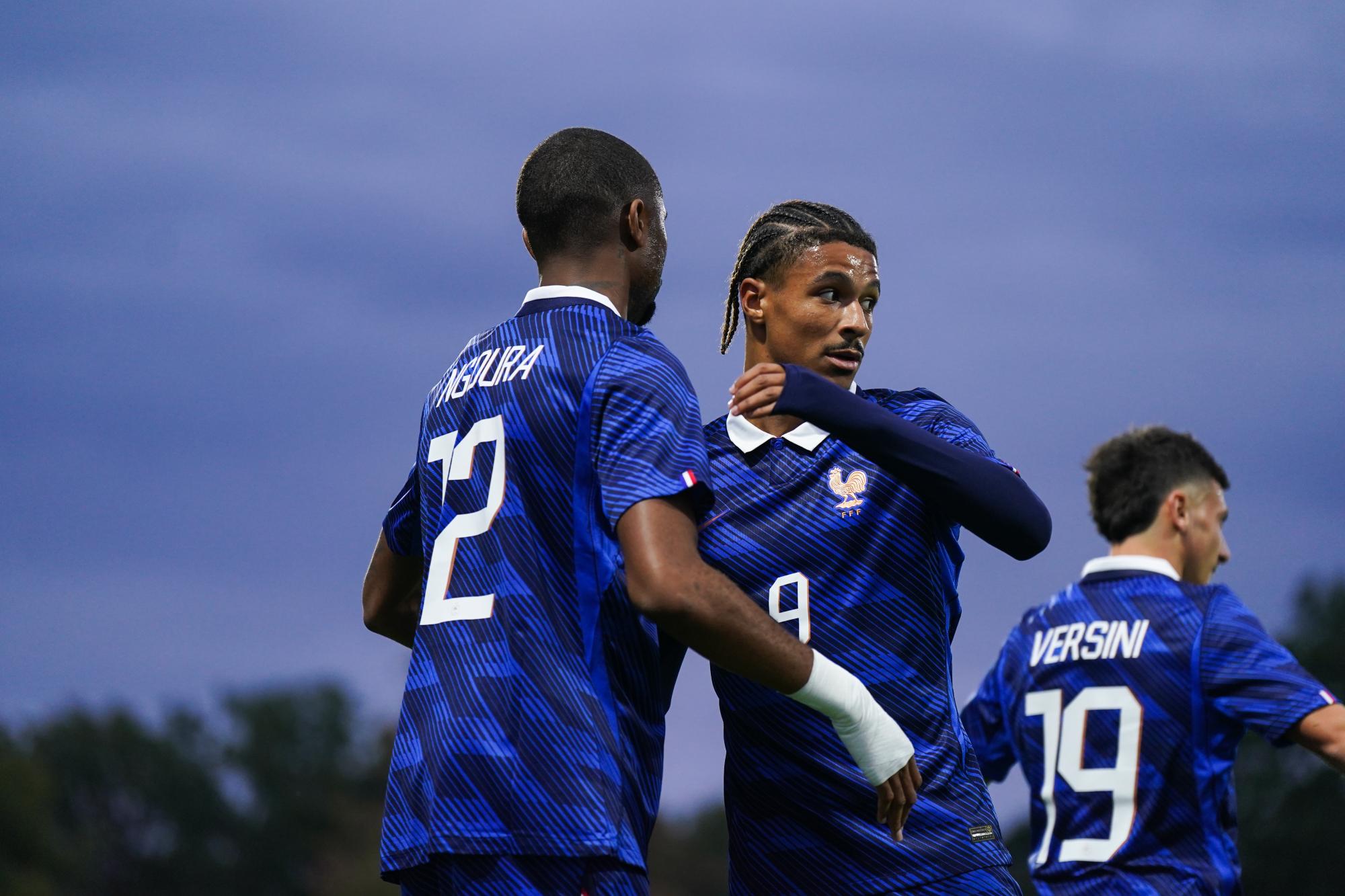 Réduite à 10, l'équipe de France espoirs bat le Luxembourg dans un match fou et se qualifie à l'Euro 2027