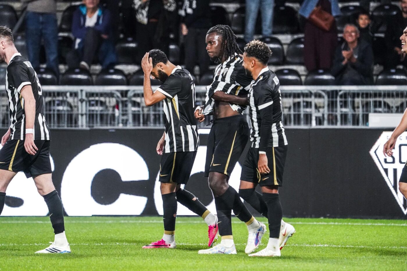 Angers SCO faces scrutiny over Octobre rose revenues